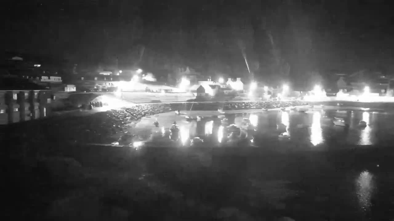 Ploubazlanec, Loguivy Village & Coast Live Cam - Guingamp, Côtes-d'Armor, 	Bretagne, France