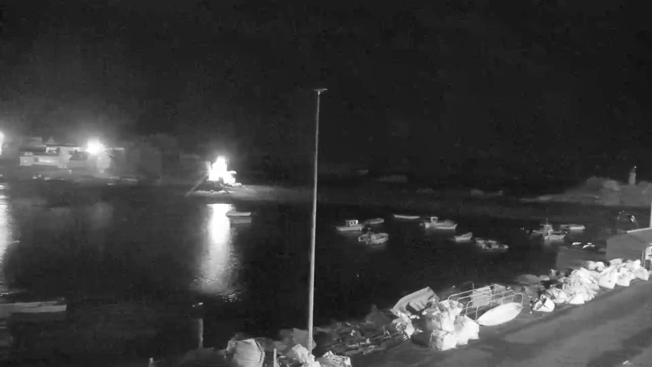 Ploubazlanec, Loguivy Village & Coast Live Cam - Guingamp, Côtes-d'Armor, 	Bretagne, France