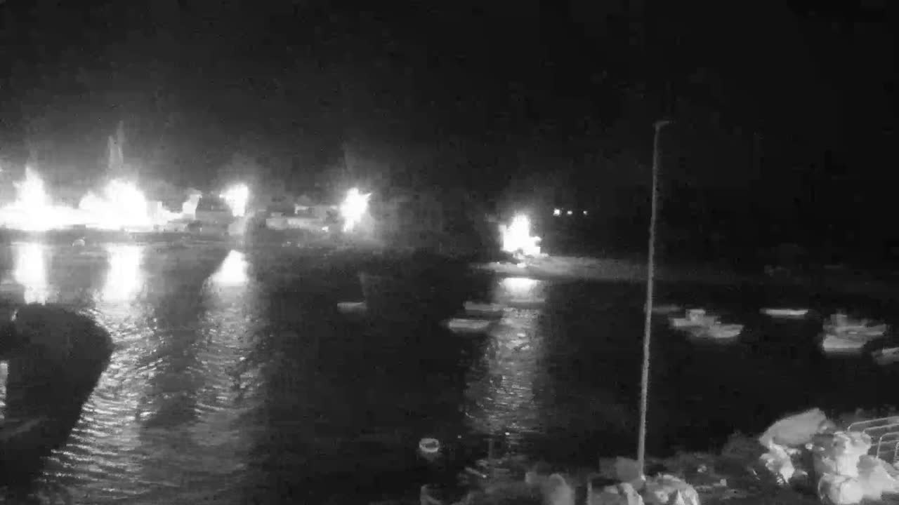 Ploubazlanec, Loguivy Village & Coast Live Cam - Guingamp, Côtes-d'Armor, 	Bretagne, France