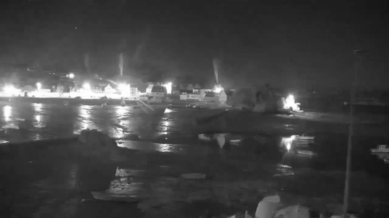 Ploubazlanec, Loguivy Village & Coast Live Cam - Guingamp, Côtes-d'Armor, 	Bretagne, France