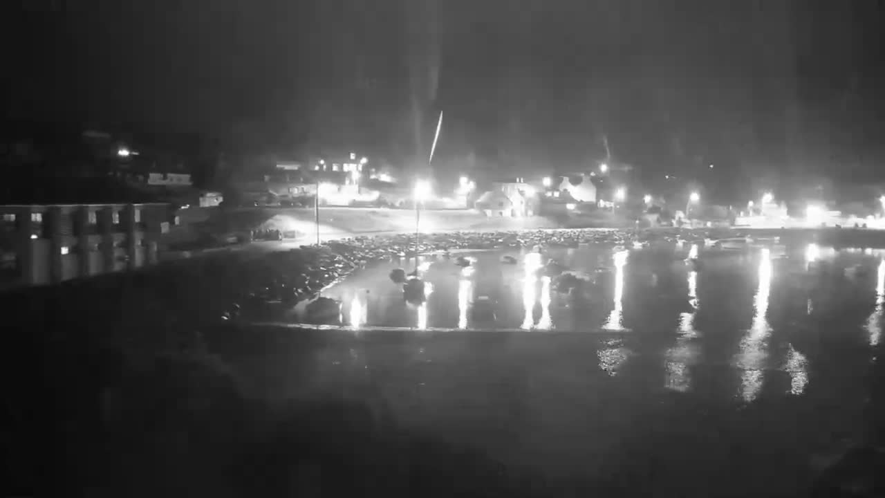 Ploubazlanec, Loguivy Village & Coast Live Cam - Guingamp, Côtes-d'Armor, 	Bretagne, France