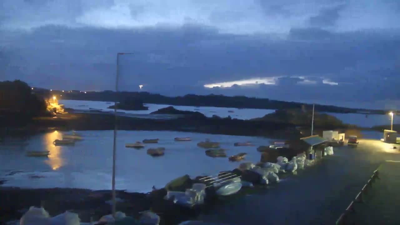 Ploubazlanec, Loguivy Village & Coast Live Cam - Guingamp, Côtes-d'Armor, 	Bretagne, France