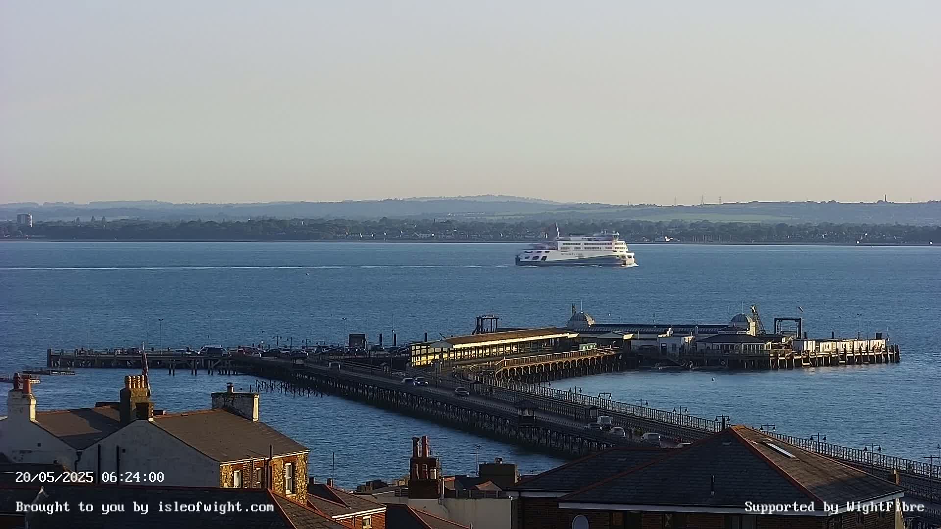 Ryde Pier & Island Line Railway Skyline Live Cam -Isle Of Wight, South East, England, United Kingdom 