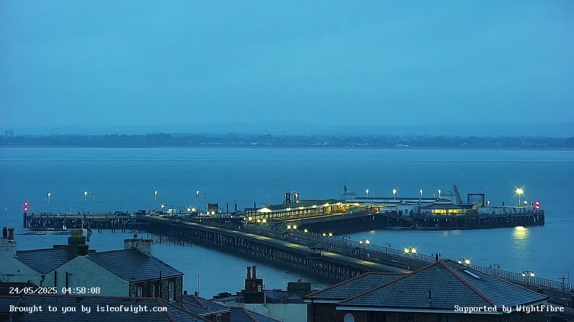 Ryde Pier & Island Line Railway Skyline Live Cam -Isle Of Wight, South East, England, United Kingdom 