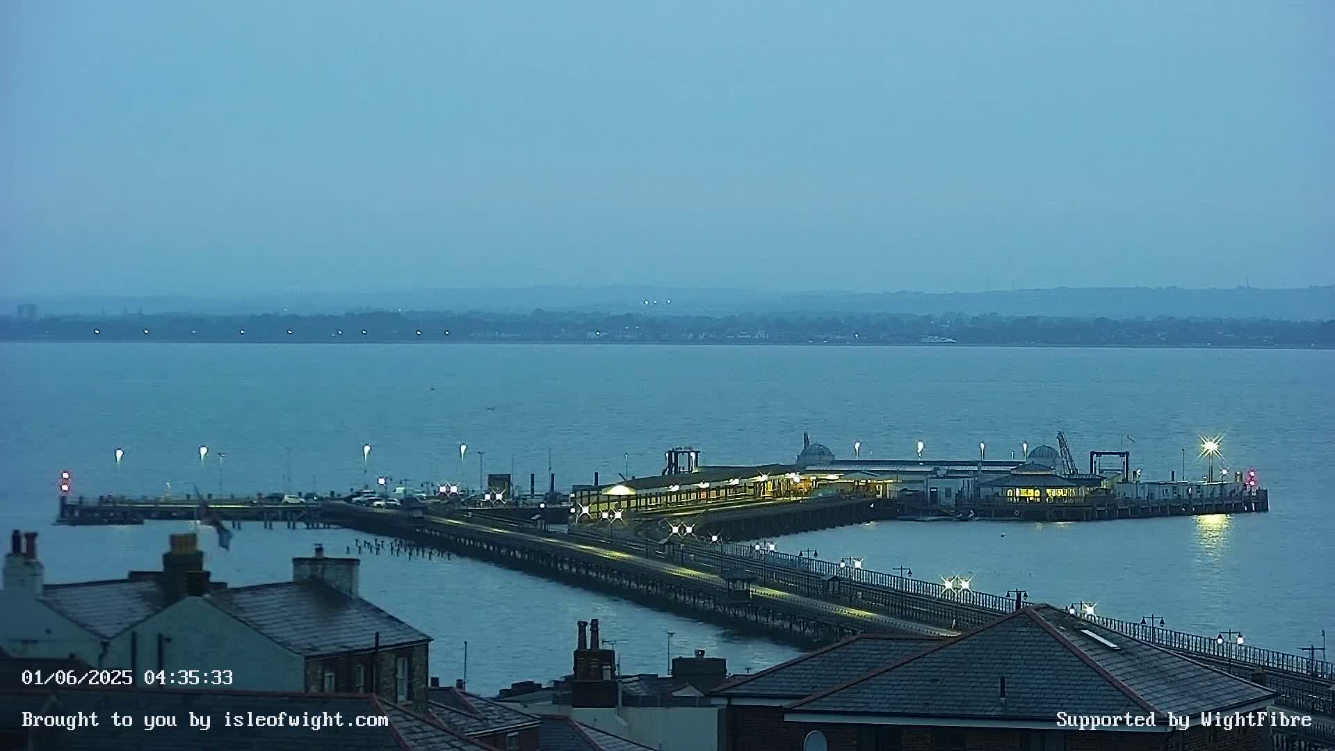 Ryde Pier & Island Line Railway Skyline Live Cam -Isle Of Wight, South East, England, United Kingdom 