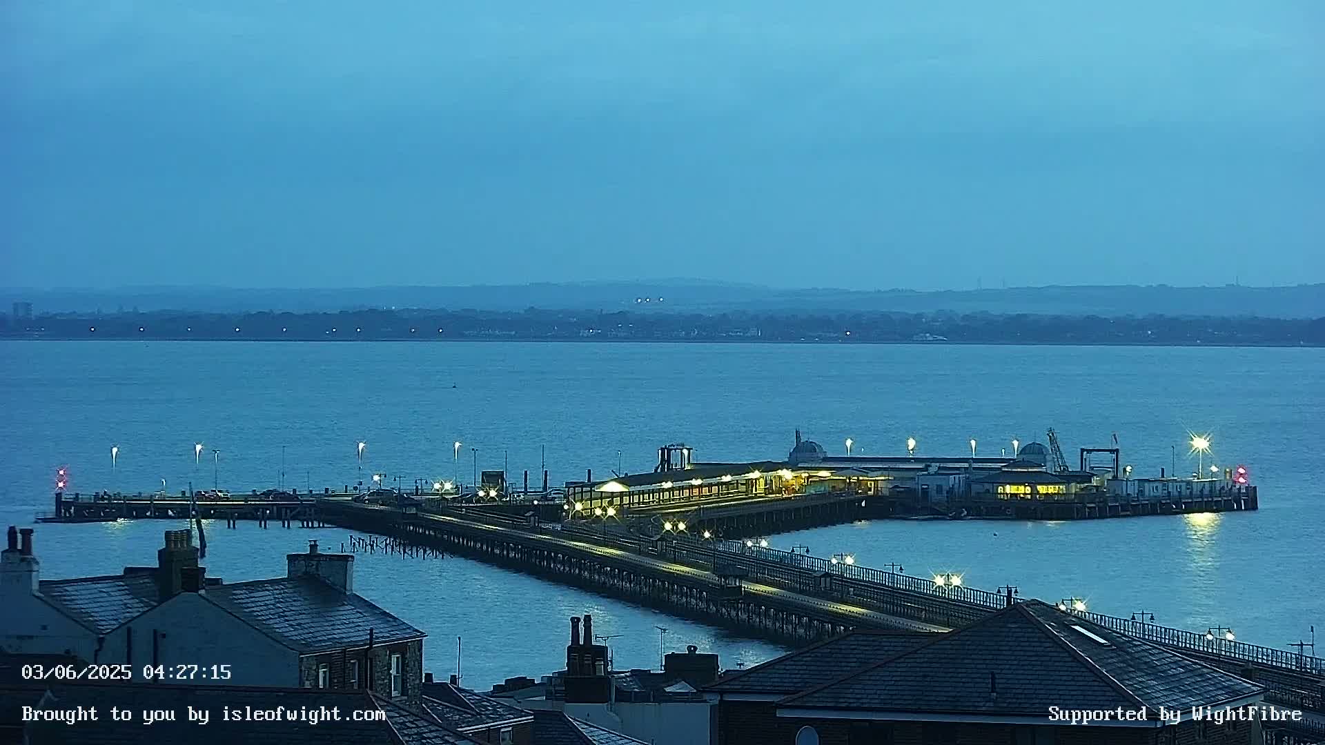 Ryde Pier & Island Line Railway Skyline Live Cam -Isle Of Wight, South East, England, United Kingdom 