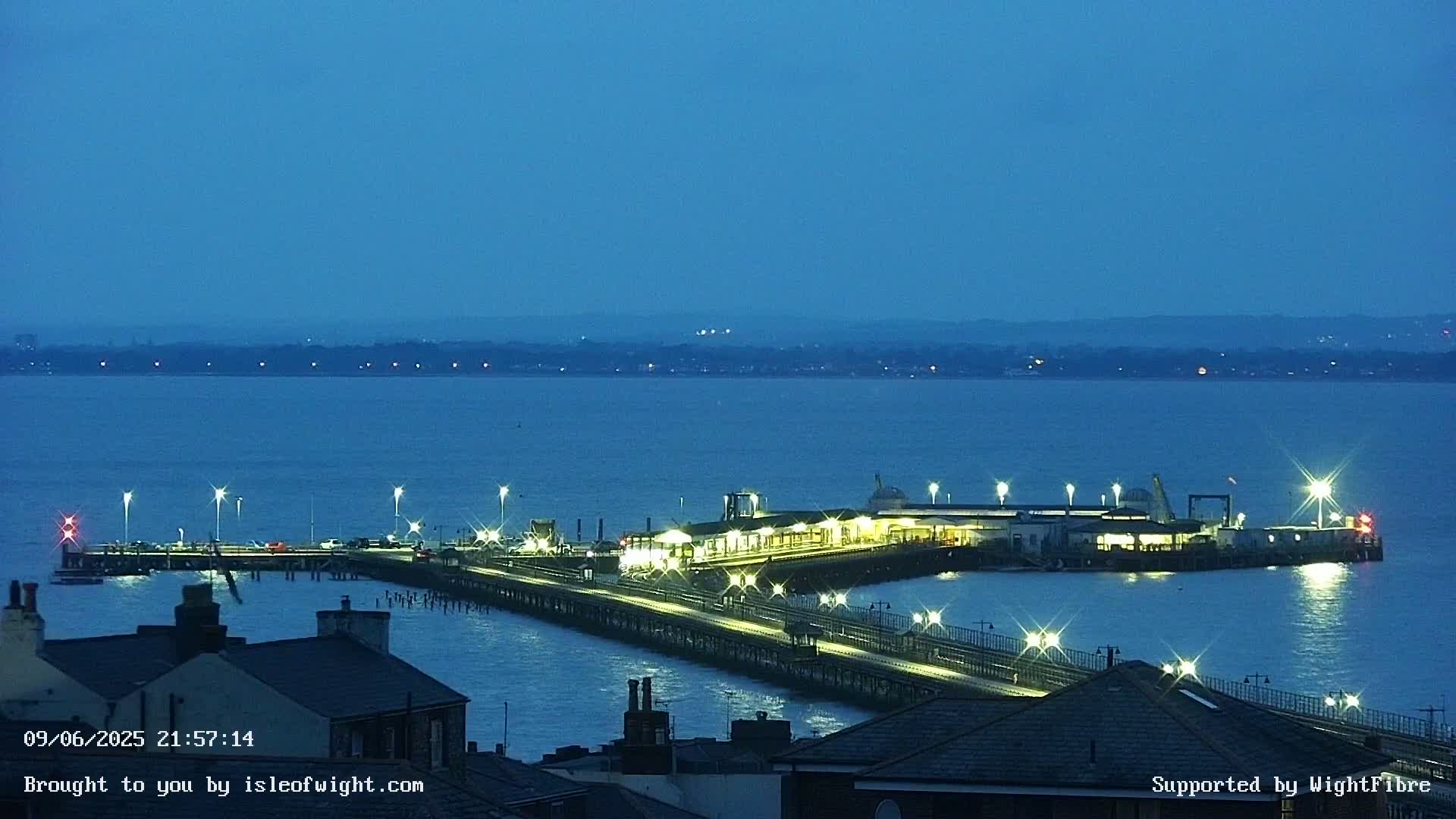 Ryde Pier & Island Line Railway Skyline Live Cam -Isle Of Wight, South East, England, United Kingdom 