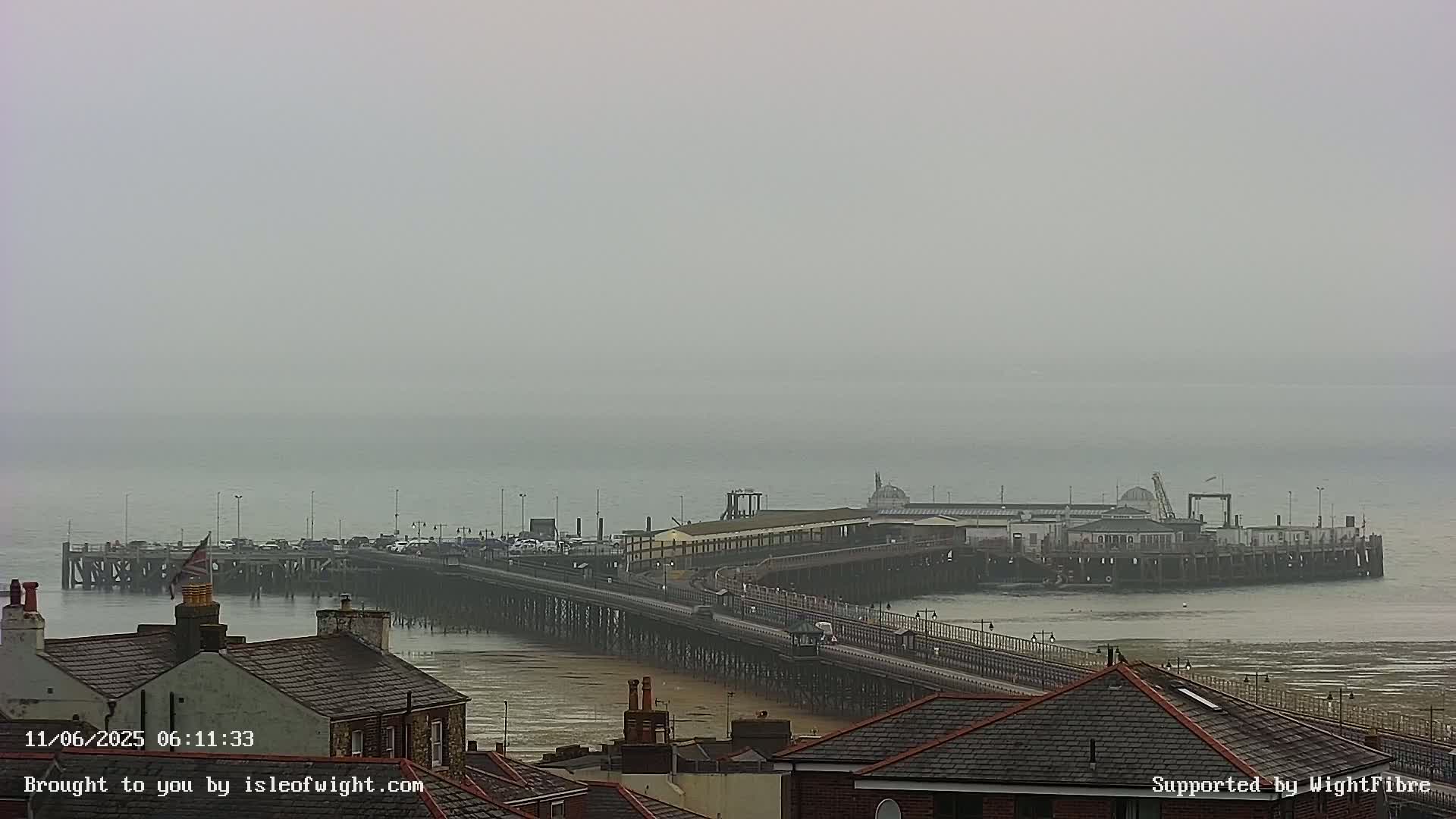 Ryde Pier & Island Line Railway Skyline Live Cam -Isle Of Wight, South East, England, United Kingdom 
