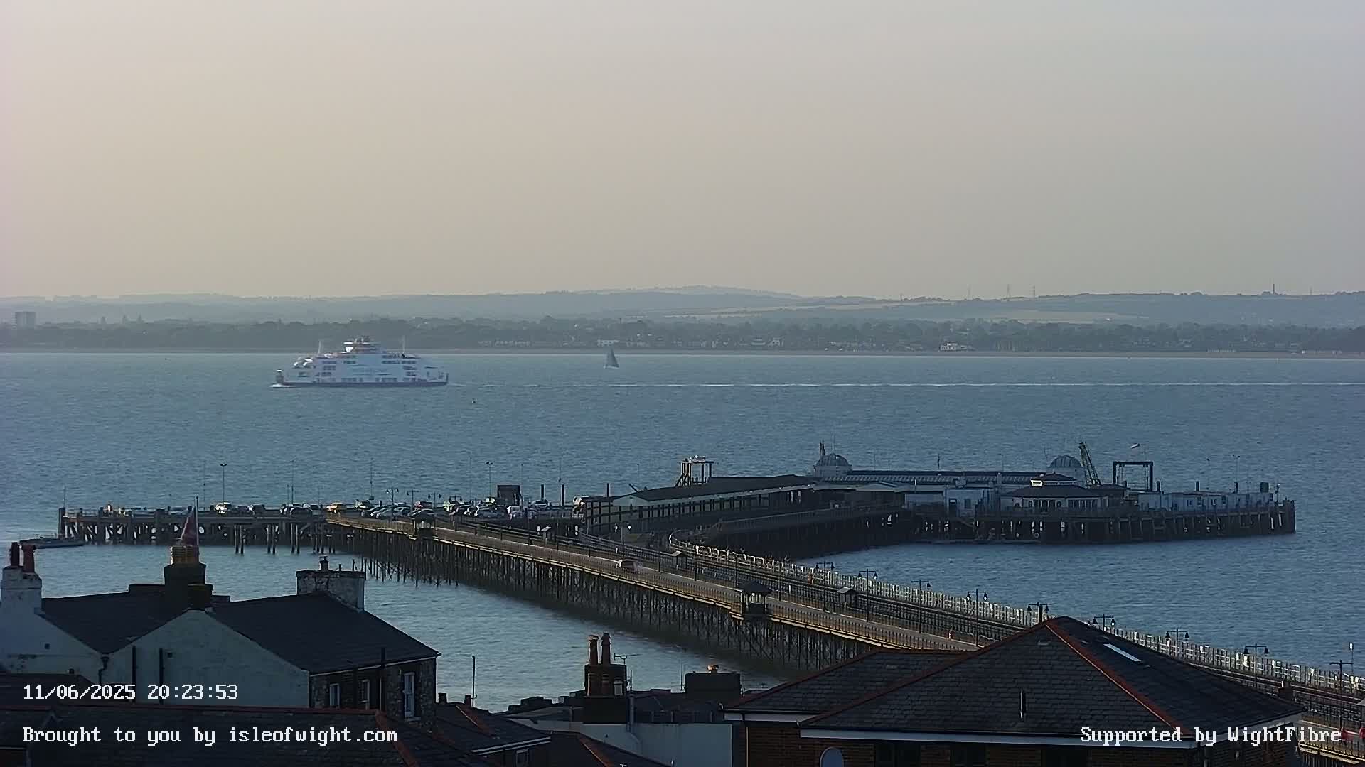 Ryde Pier & Island Line Railway Skyline Live Cam -Isle Of Wight, South East, England, United Kingdom 