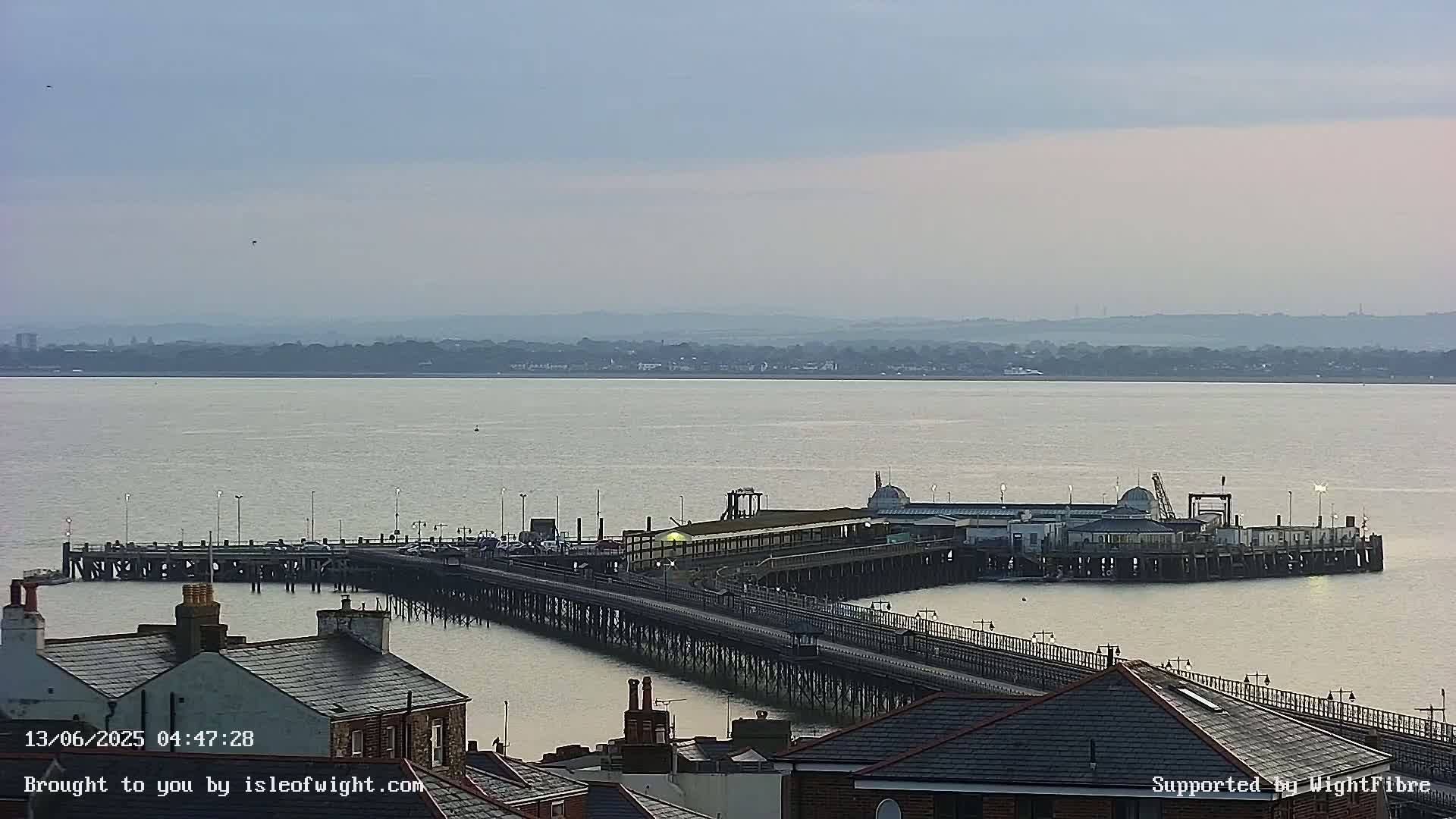 Ryde Pier & Island Line Railway Skyline Live Cam -Isle Of Wight, South East, England, United Kingdom 