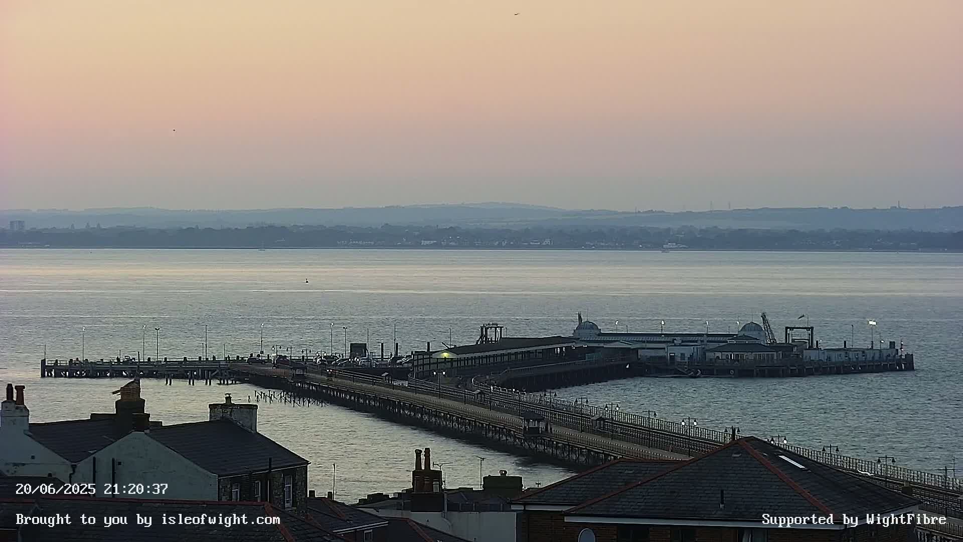 Ryde Pier & Island Line Railway Skyline Live Cam -Isle Of Wight, South East, England, United Kingdom 