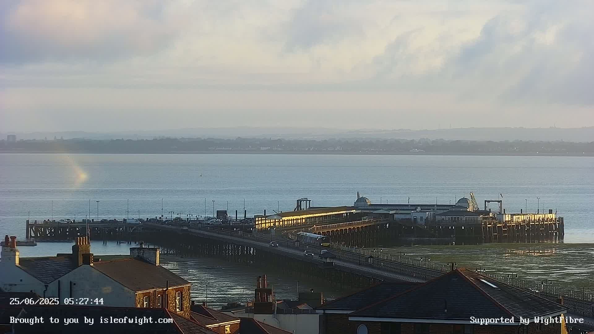 Ryde Pier & Island Line Railway Skyline Live Cam -Isle Of Wight, South East, England, United Kingdom 