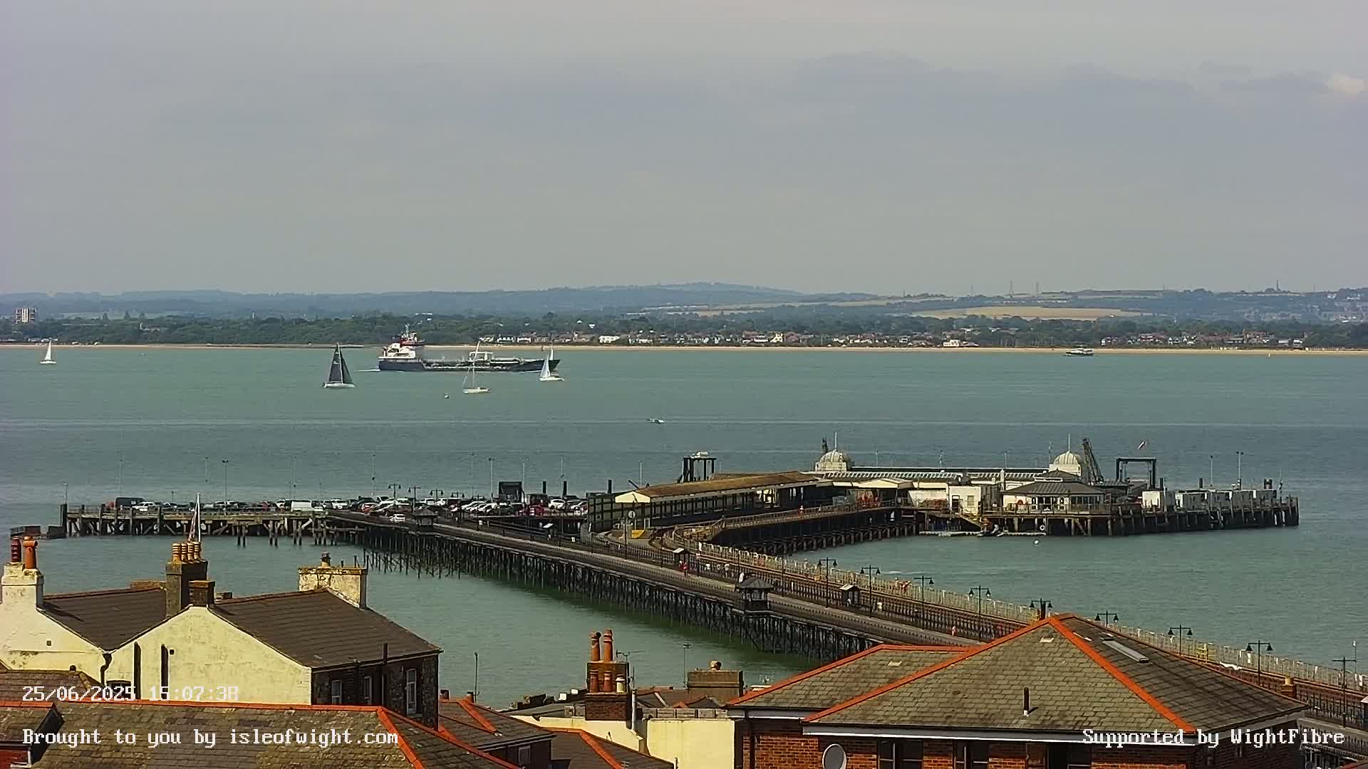 Ryde Pier & Island Line Railway Skyline Live Cam -Isle Of Wight, South East, England, United Kingdom 