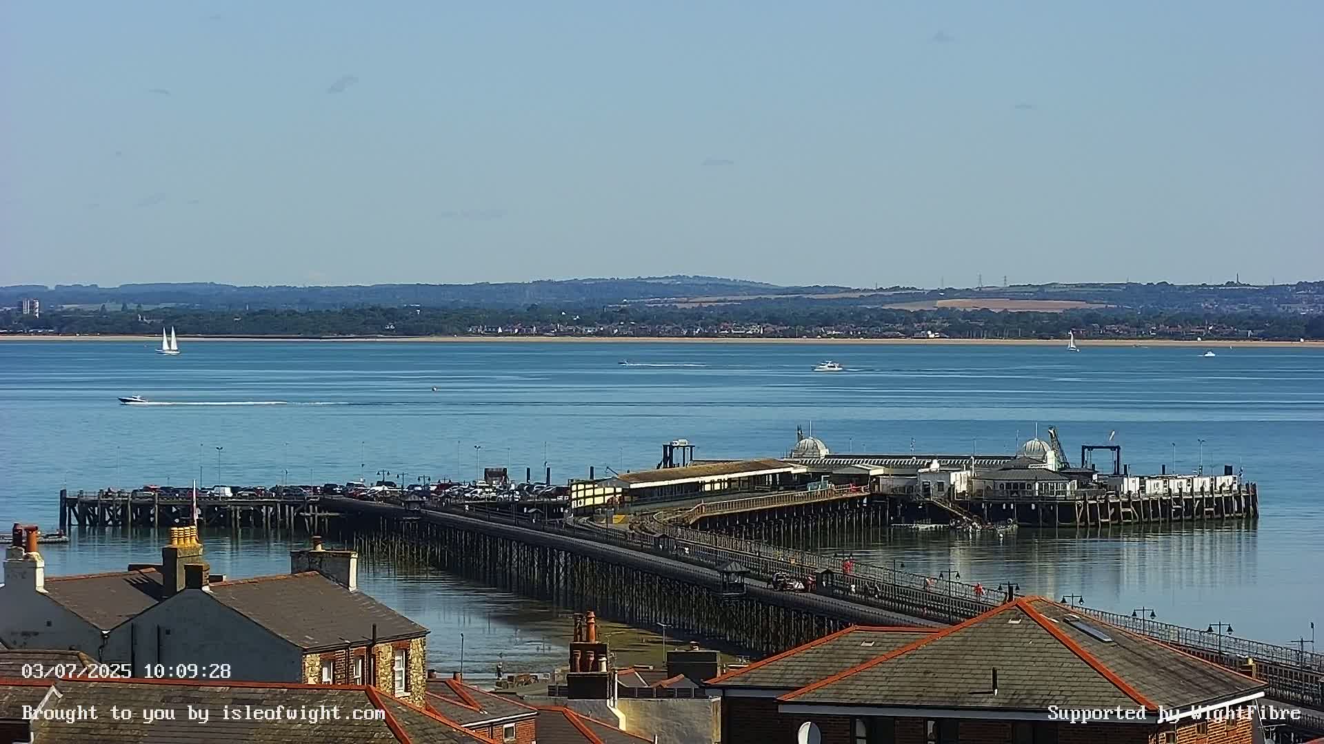 Ryde Pier & Island Line Railway Skyline Live Cam -Isle Of Wight, South East, England, United Kingdom 