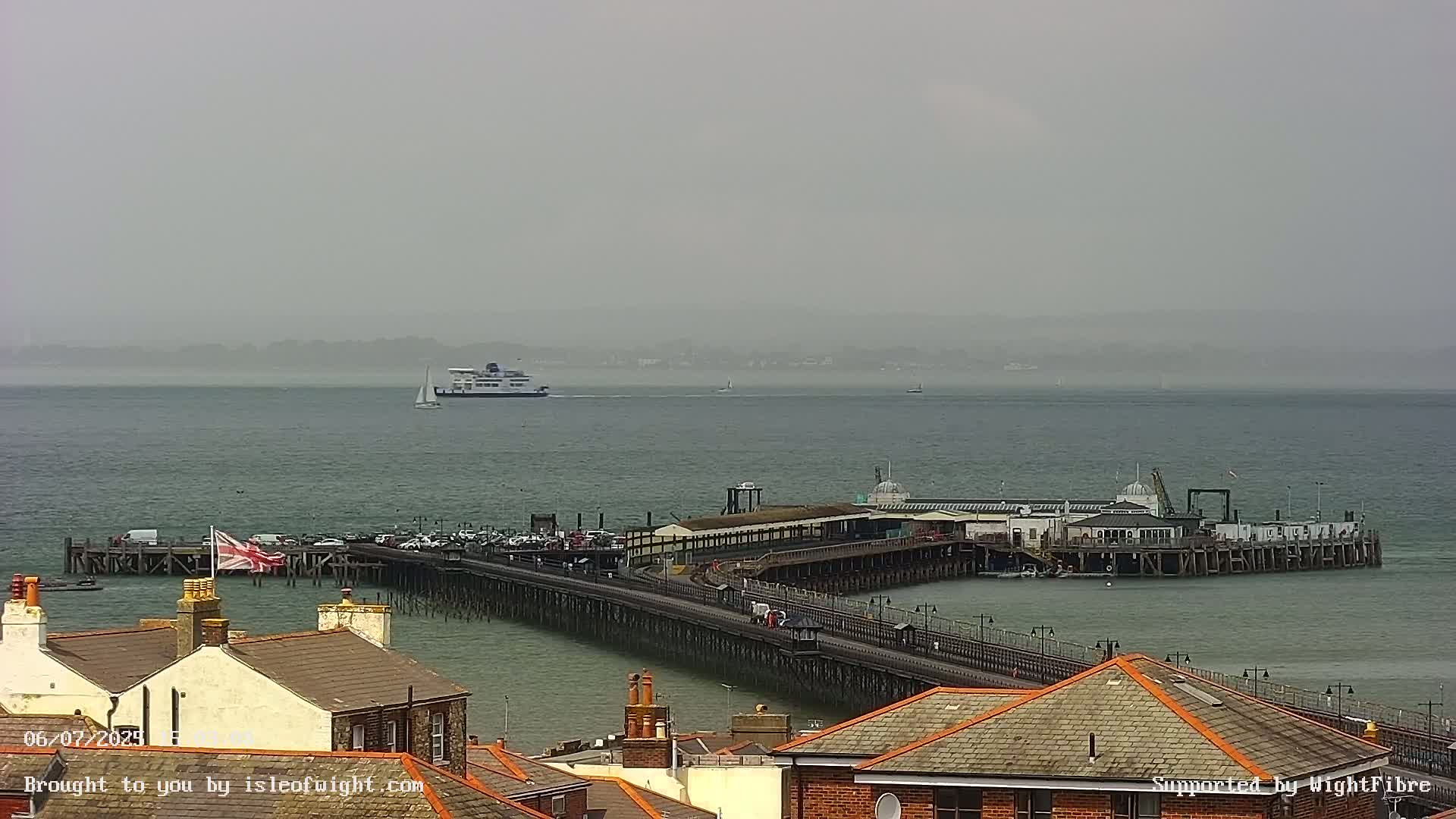 Ryde Pier & Island Line Railway Skyline Live Cam -Isle Of Wight, South East, England, United Kingdom 