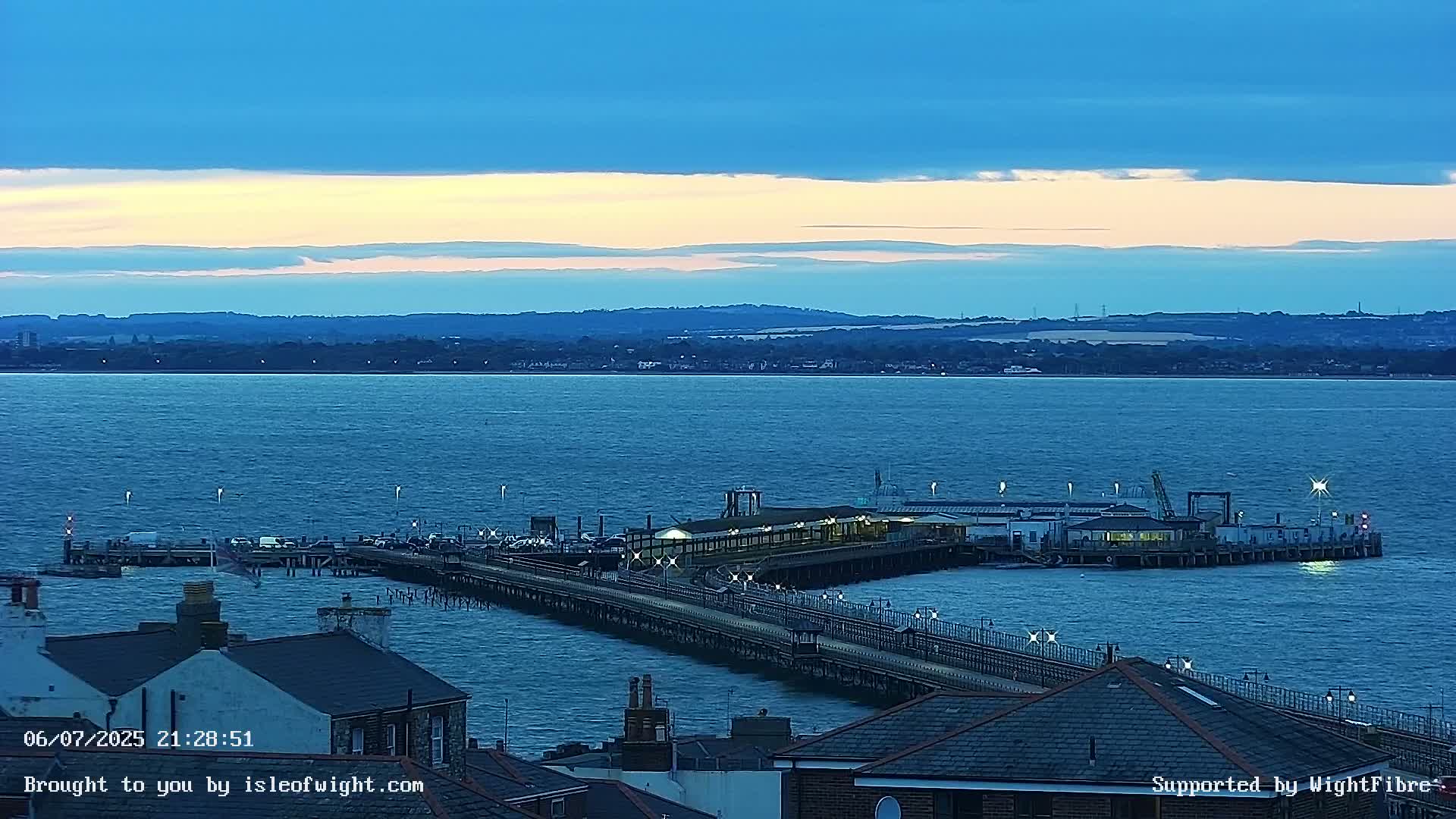Ryde Pier & Island Line Railway Skyline Live Cam -Isle Of Wight, South East, England, United Kingdom 