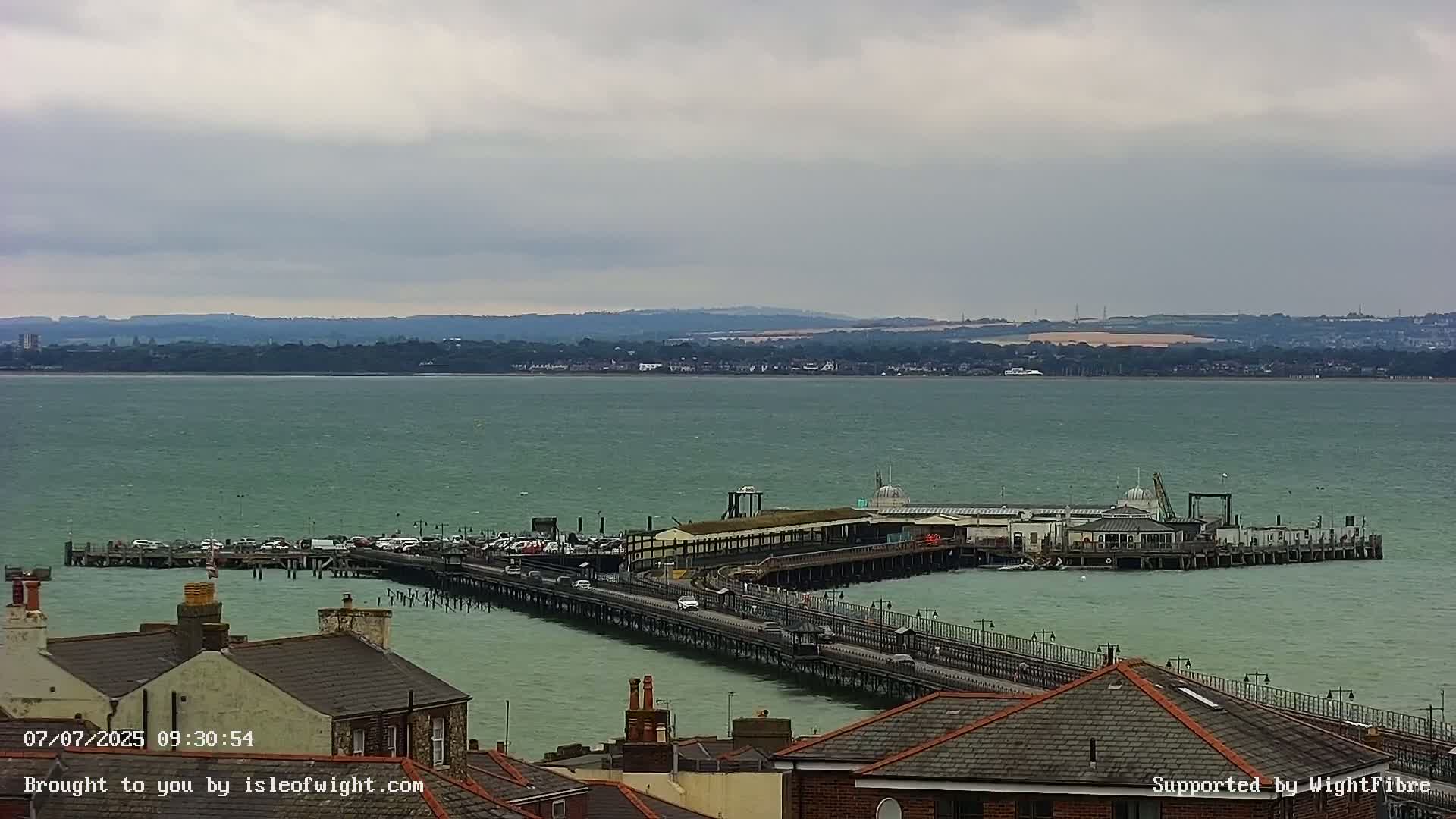 Ryde Pier & Island Line Railway Skyline Live Cam -Isle Of Wight, South East, England, United Kingdom 