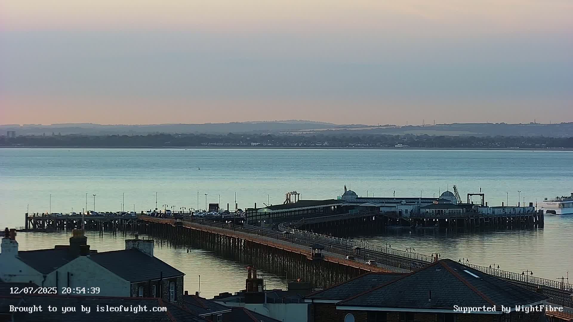 Ryde Pier & Island Line Railway Skyline Live Cam -Isle Of Wight, South East, England, United Kingdom 
