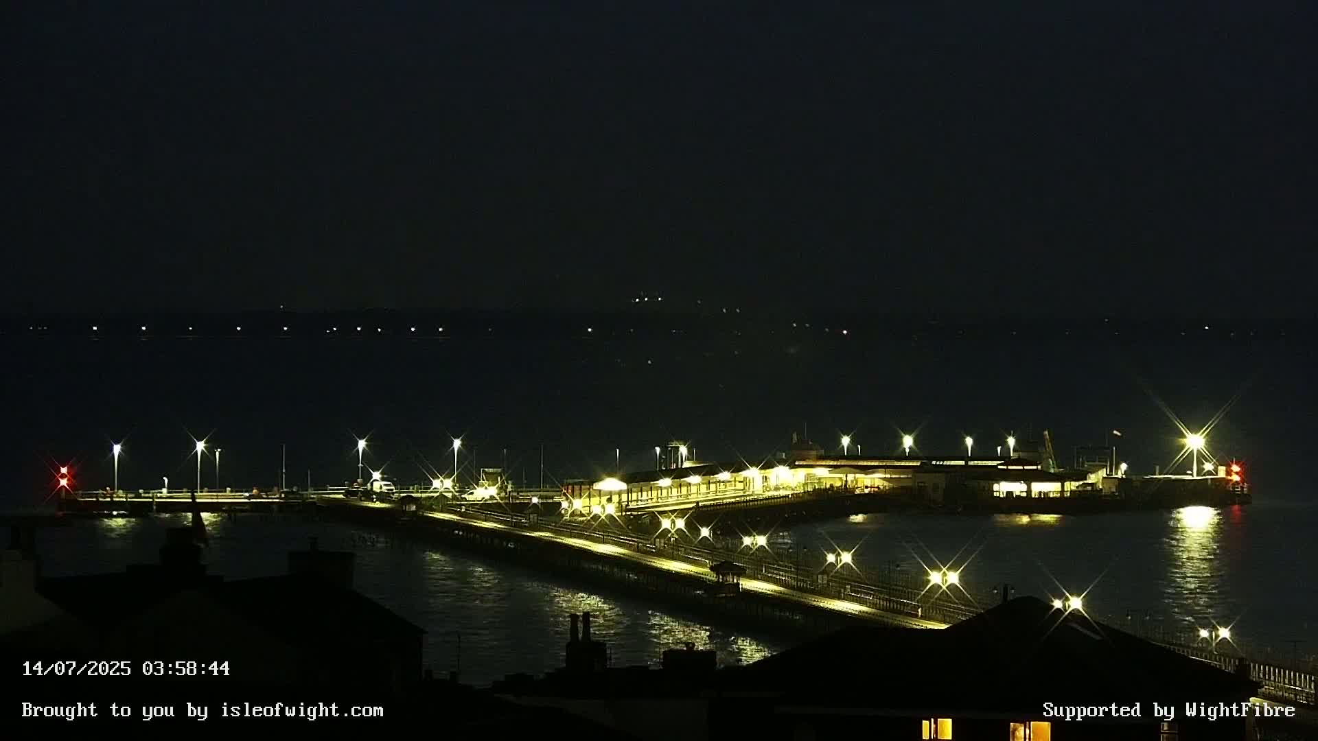 Ryde Pier & Island Line Railway Skyline Live Cam -Isle Of Wight, South East, England, United Kingdom 