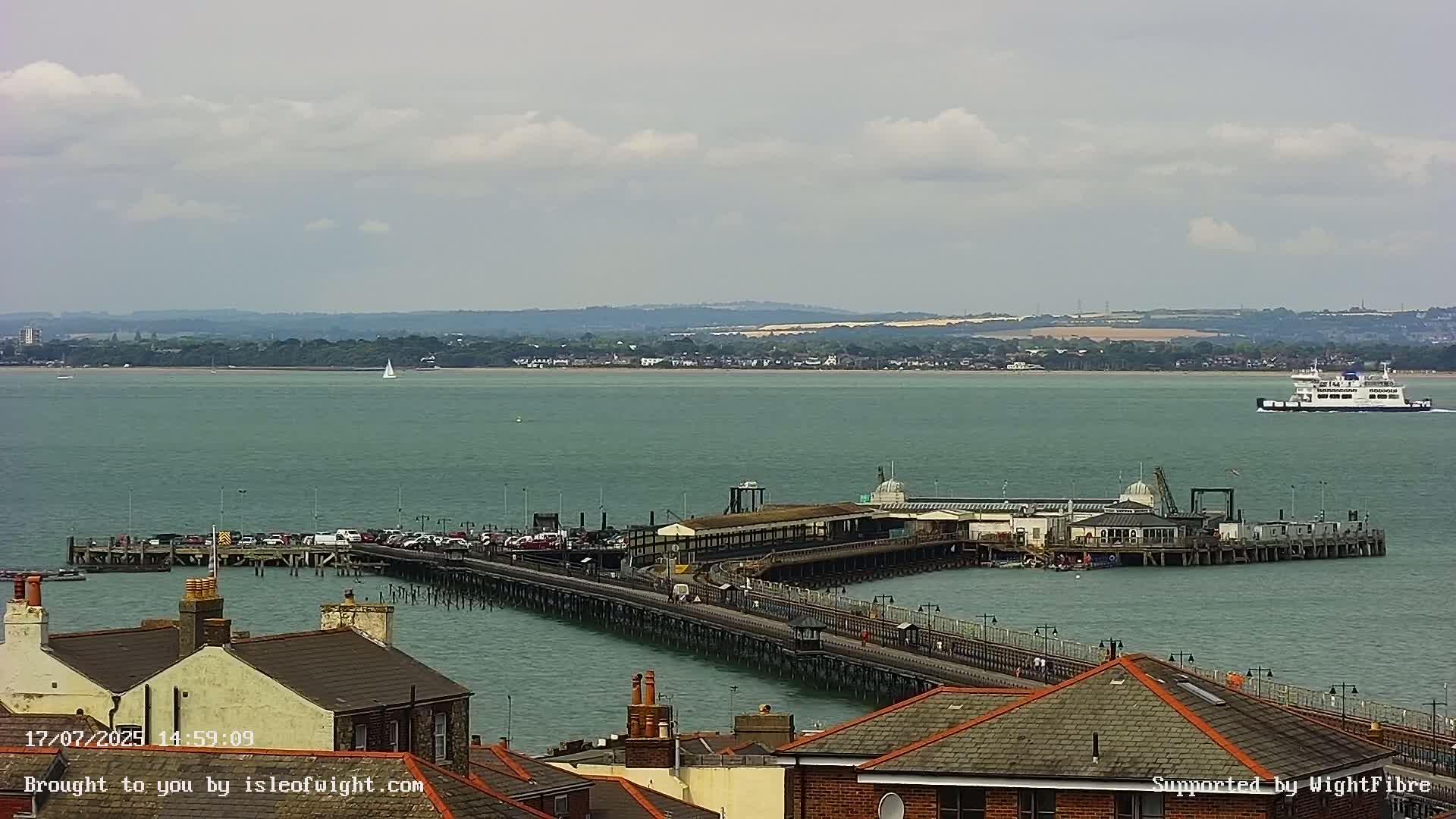 Ryde Pier & Island Line Railway Skyline Live Cam -Isle Of Wight, South East, England, United Kingdom 
