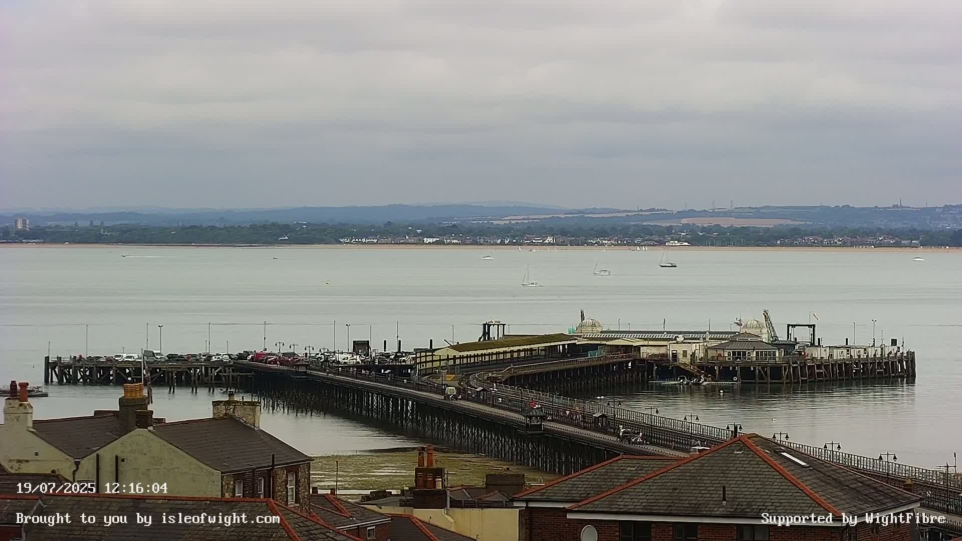 Ryde Pier & Island Line Railway Skyline Live Cam -Isle Of Wight, South East, England, United Kingdom 