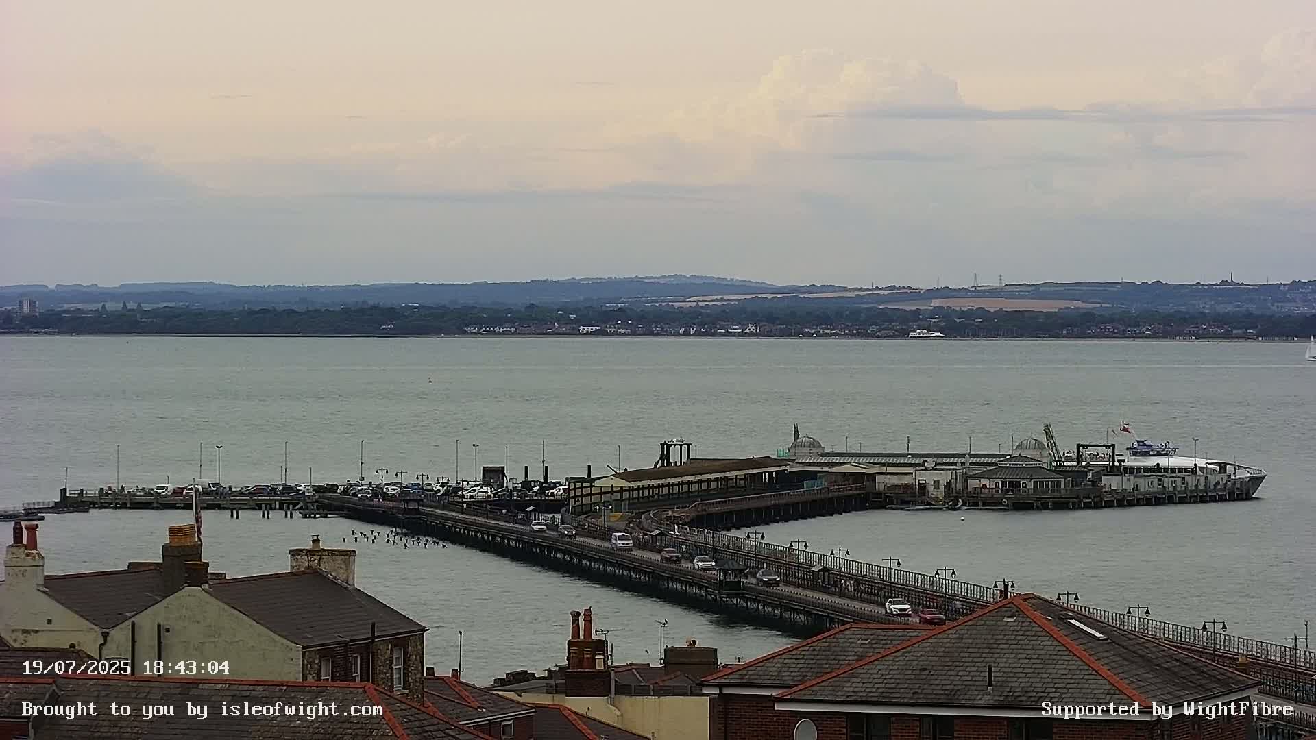 Ryde Pier & Island Line Railway Skyline Live Cam -Isle Of Wight, South East, England, United Kingdom 