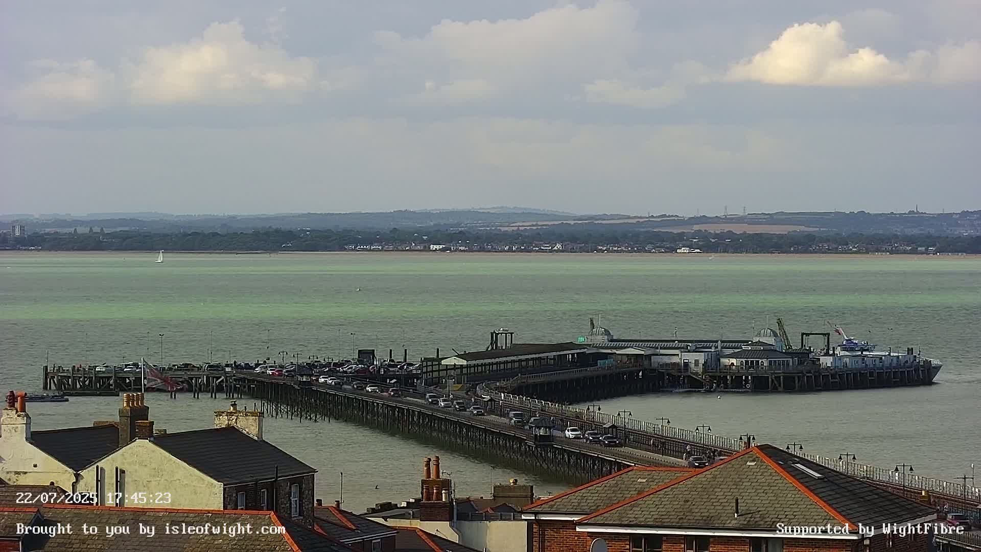 Ryde Pier & Island Line Railway Skyline Live Cam -Isle Of Wight, South East, England, United Kingdom 
