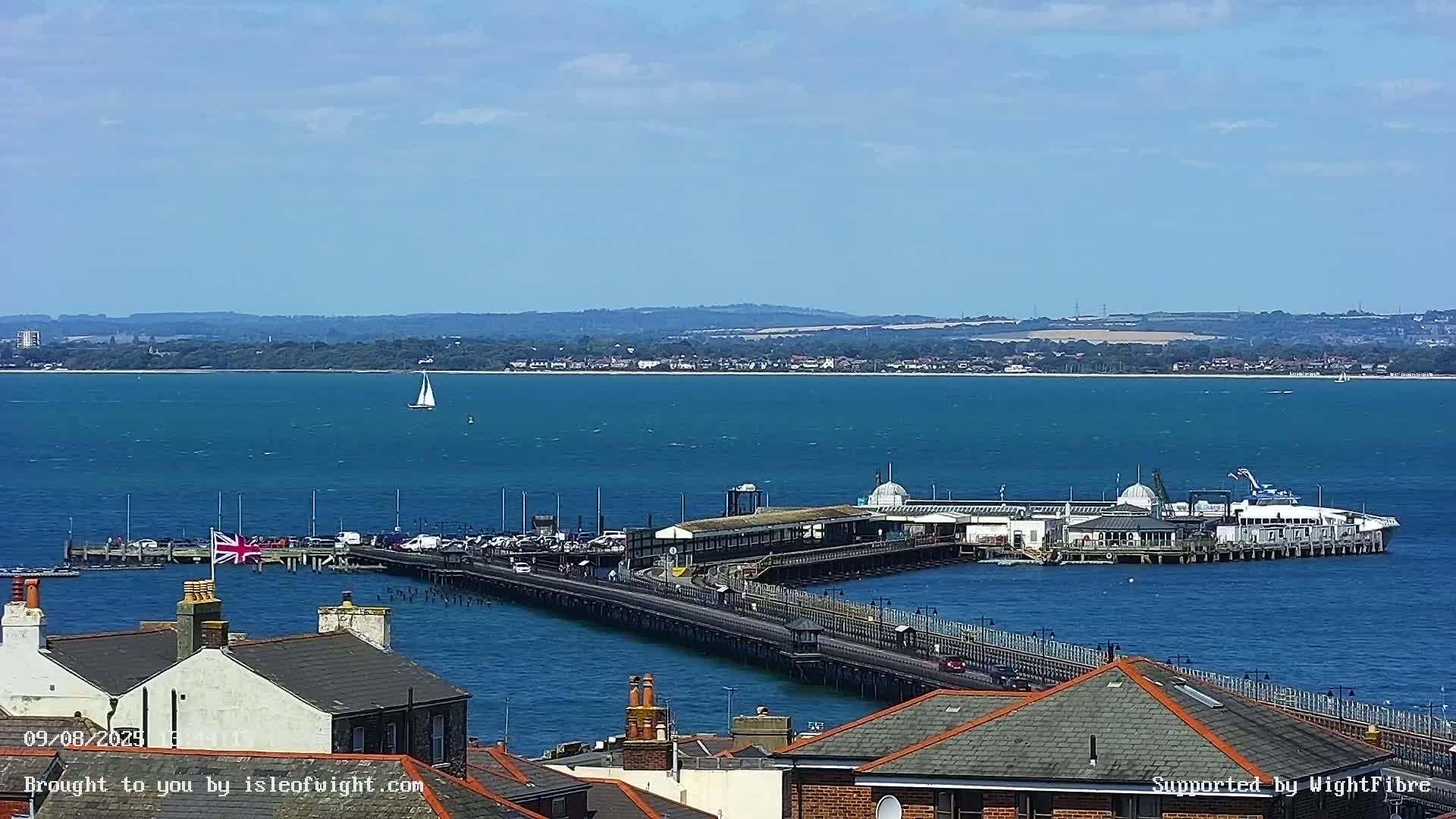 Ryde Pier & Island Line Railway Skyline Live Cam -Isle Of Wight, South East, England, United Kingdom 