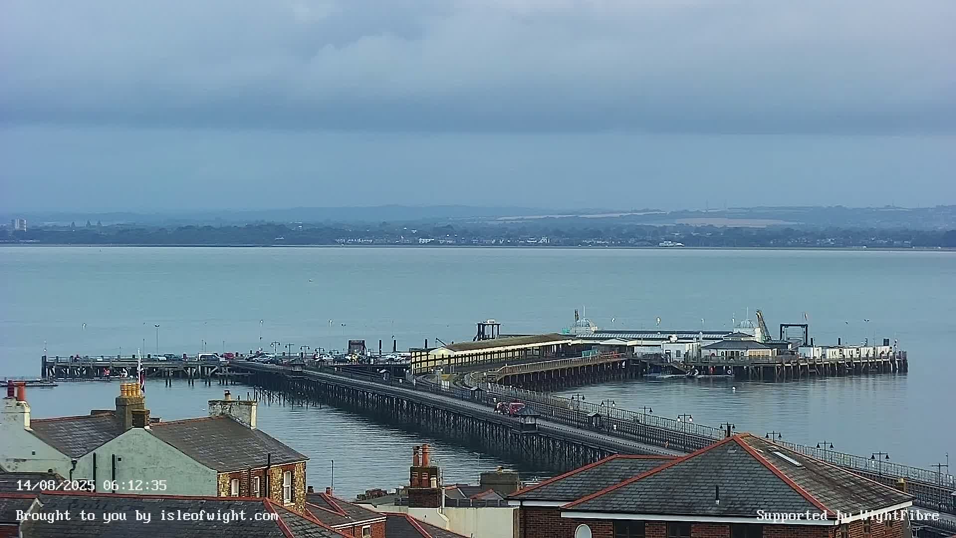 Ryde Pier & Island Line Railway Skyline Live Cam -Isle Of Wight, South East, England, United Kingdom 