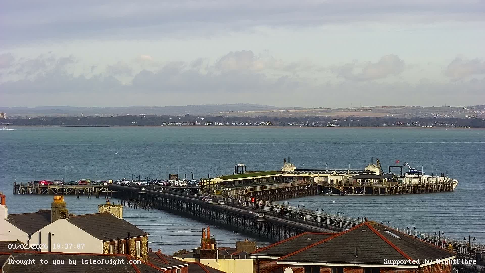 Ryde Pier & Island Line Railway Skyline Live Cam -Isle Of Wight, South East, England, United Kingdom 