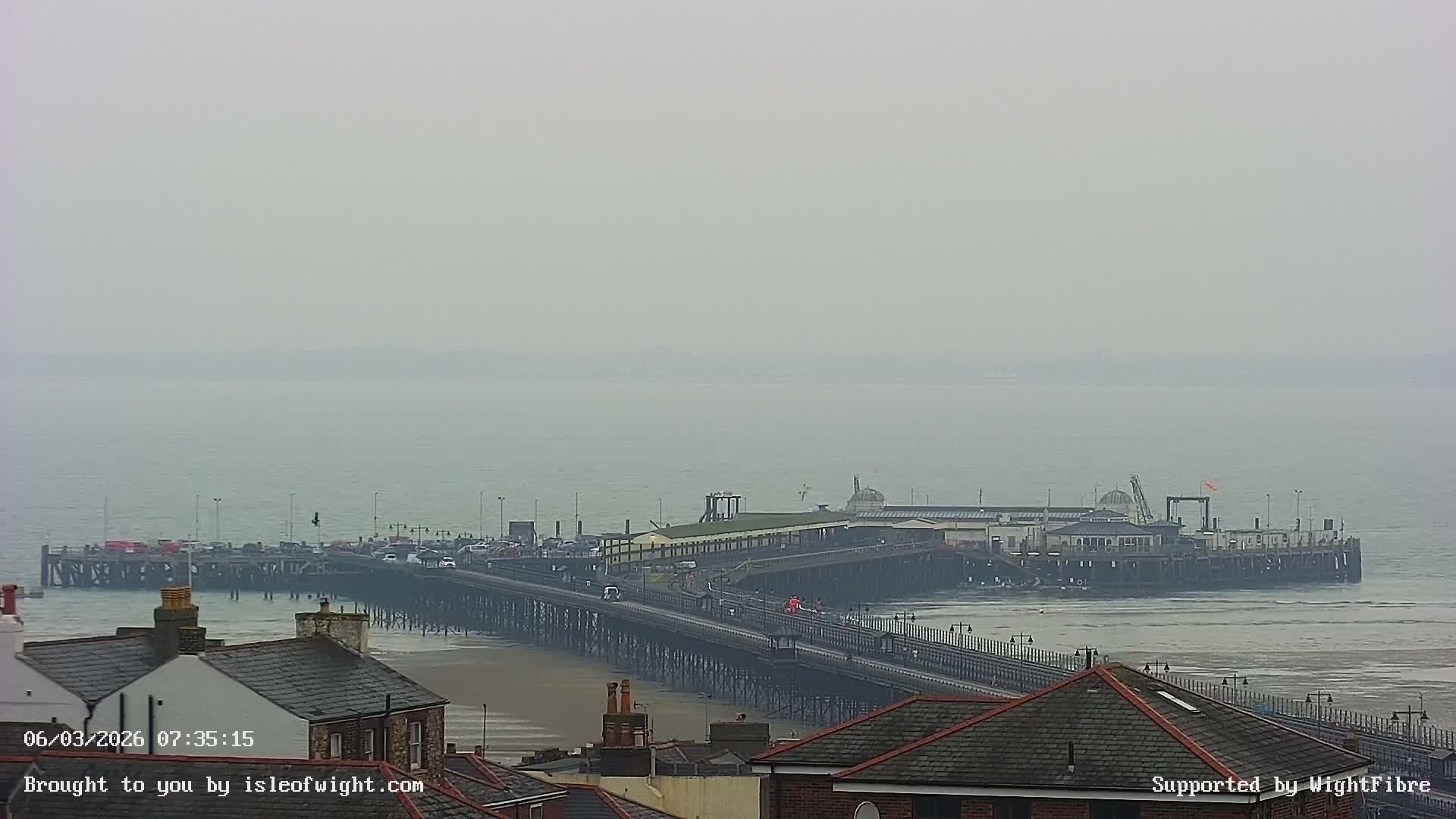 Ryde Pier & Island Line Railway Skyline Live Cam -Isle Of Wight, South East, England, United Kingdom 