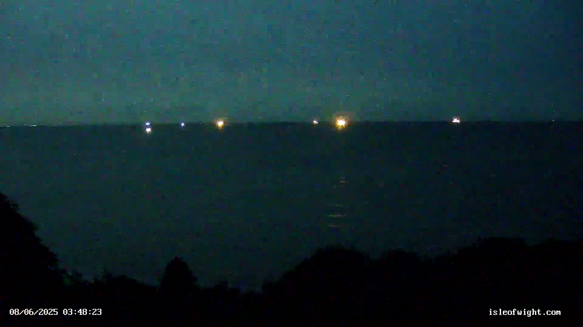 Isle of Wight Luccombe Coast Live Cam - Isle of Wight, South East, England, United Kingdom