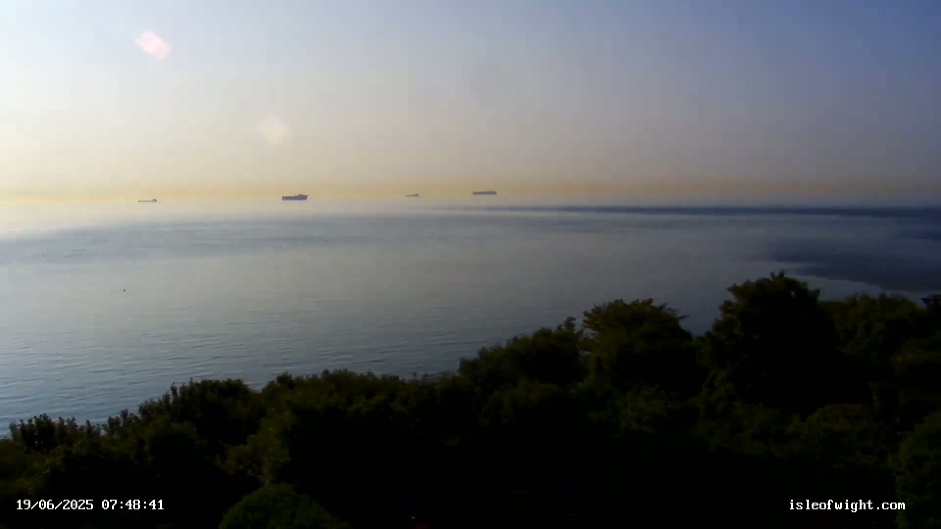 Isle of Wight Luccombe Coast Live Cam - Isle of Wight, South East, England, United Kingdom