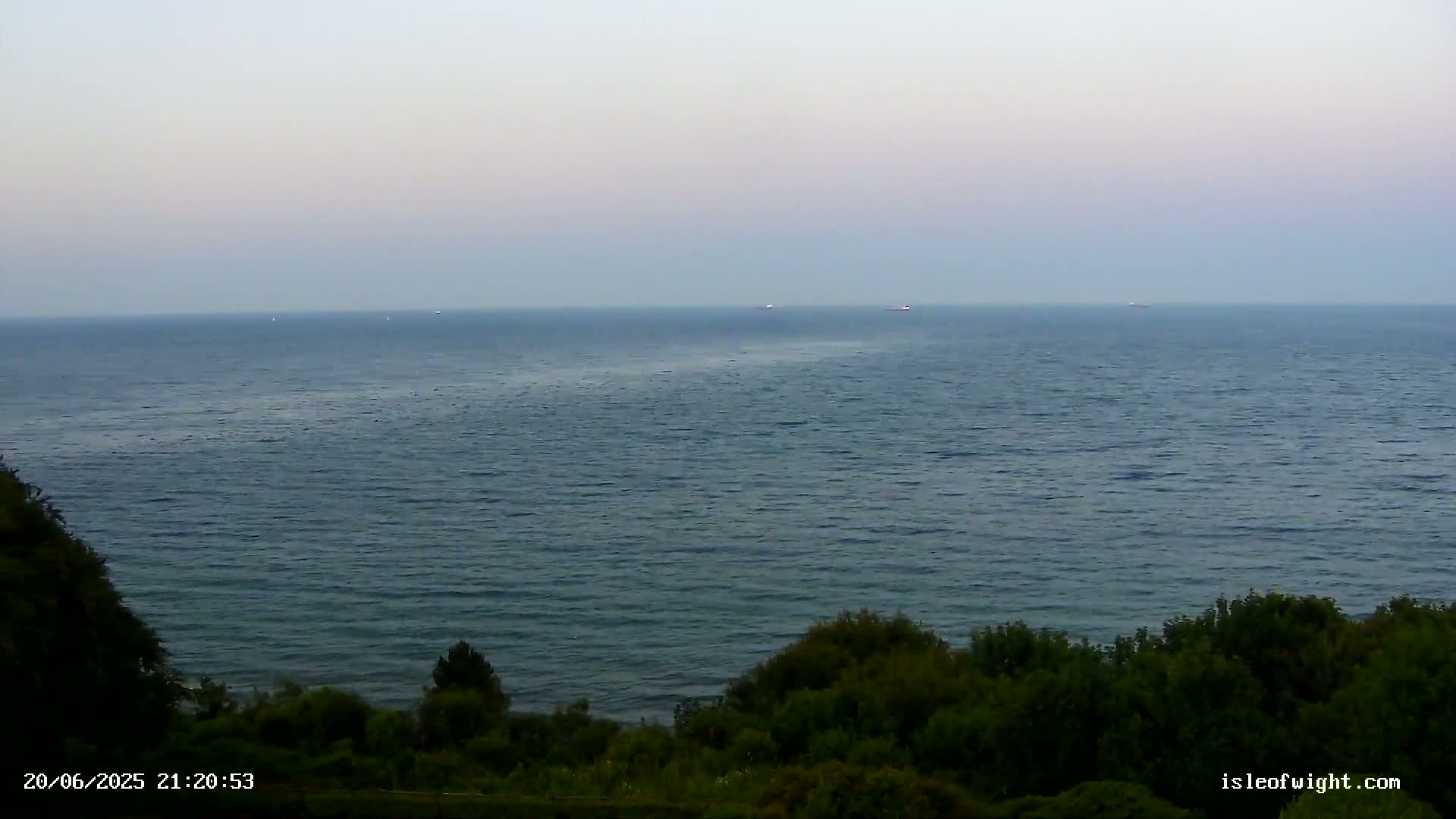 Isle of Wight Luccombe Coast Live Cam - Isle of Wight, South East, England, United Kingdom