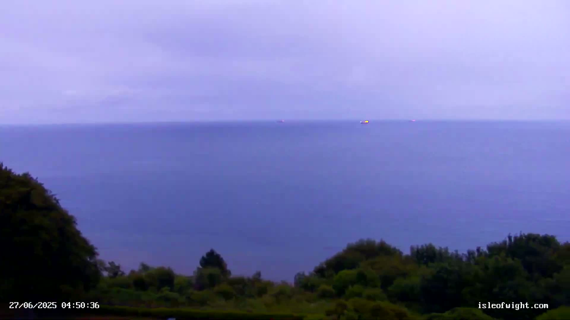 Isle of Wight Luccombe Coast Live Cam - Isle of Wight, South East, England, United Kingdom