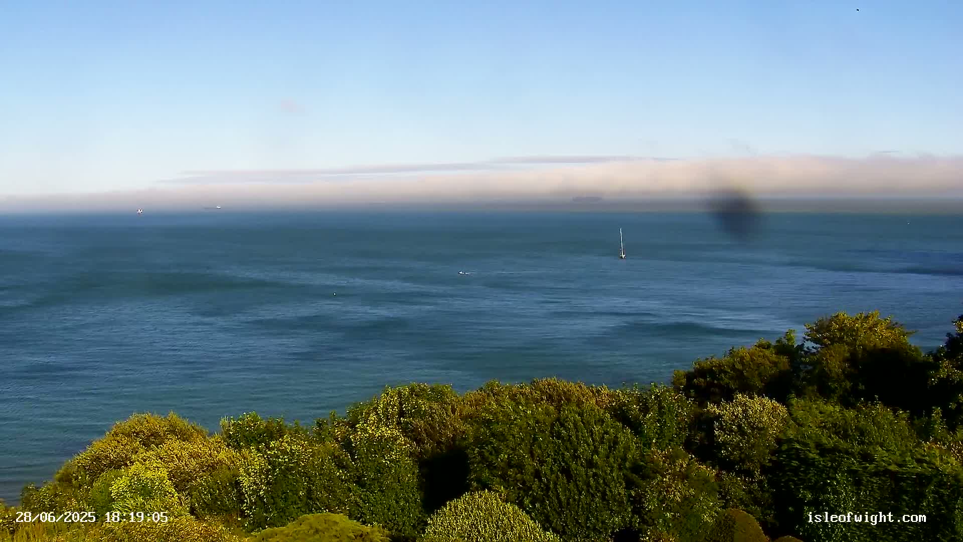 Isle of Wight Luccombe Coast Live Cam - Isle of Wight, South East, England, United Kingdom