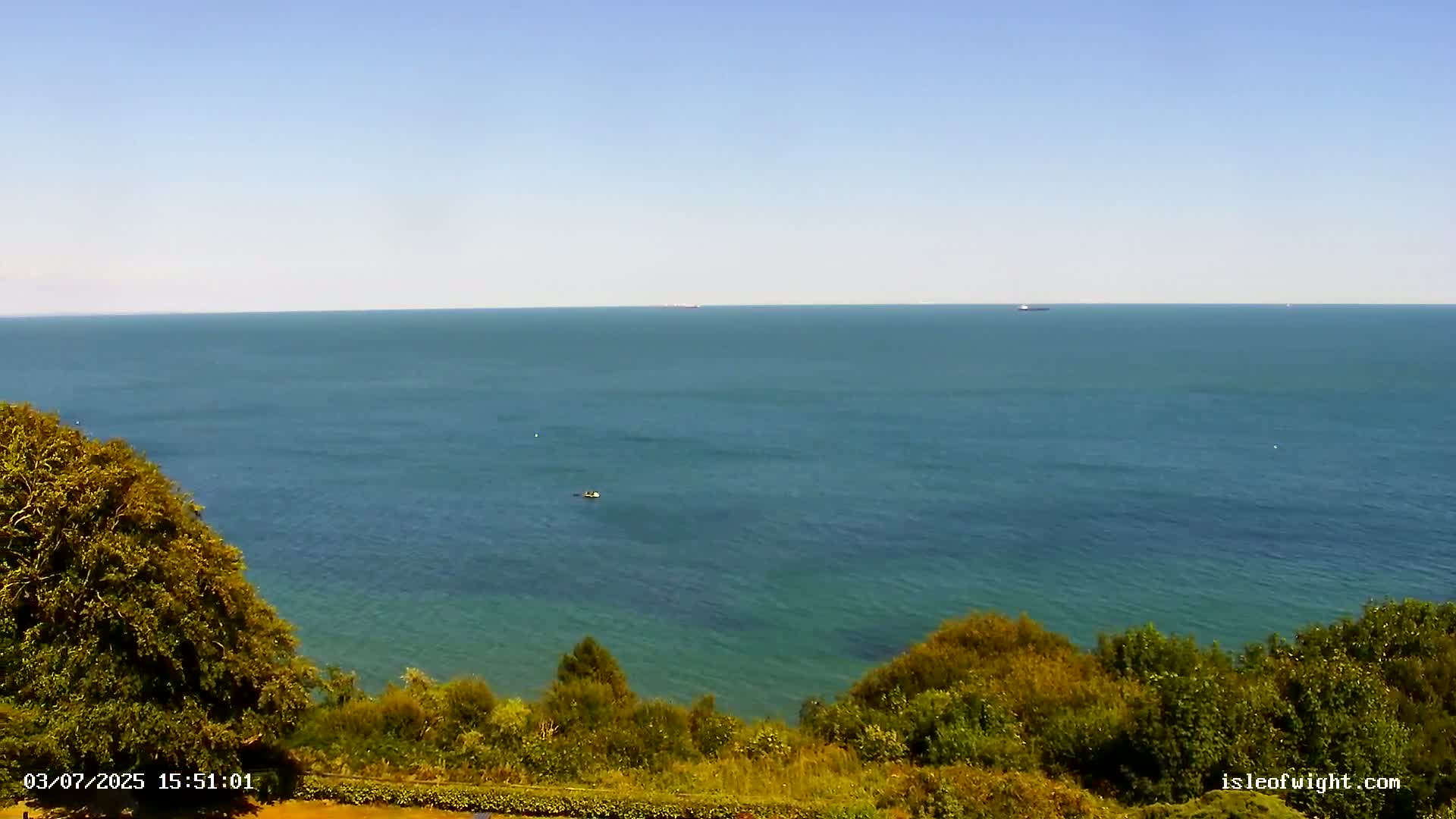 Isle of Wight Luccombe Coast Live Cam - Isle of Wight, South East, England, United Kingdom