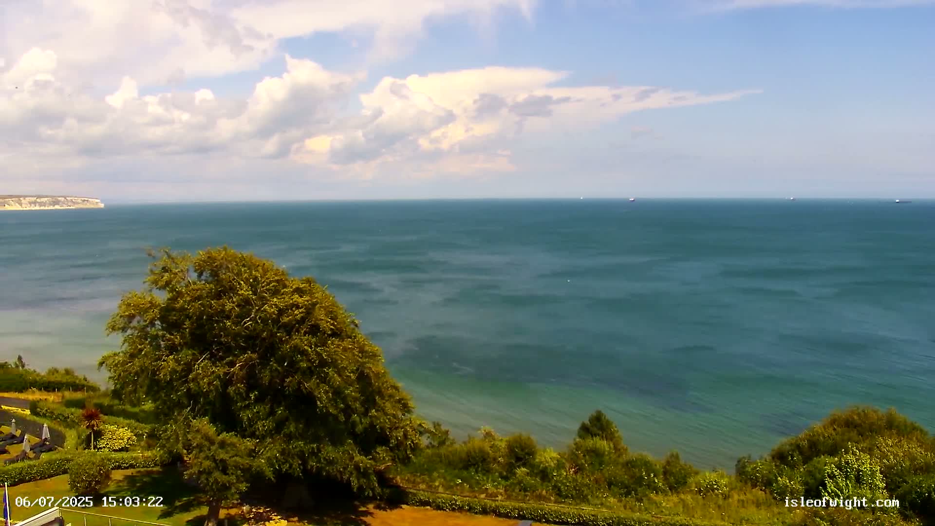 Isle of Wight Luccombe Coast Live Cam - Isle of Wight, South East, England, United Kingdom