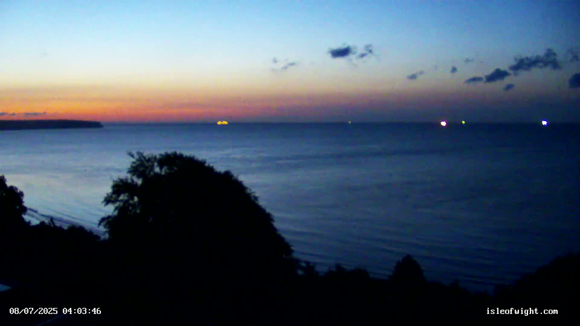 Isle of Wight Luccombe Coast Live Cam - Isle of Wight, South East, England, United Kingdom