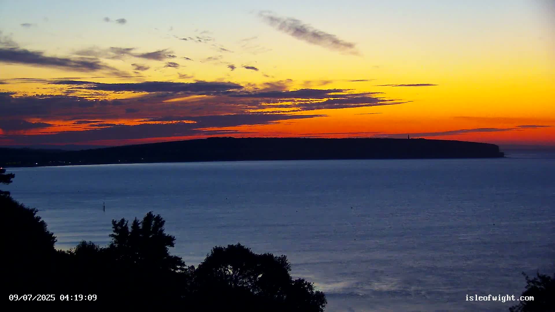 Isle of Wight Luccombe Coast Live Cam - Isle of Wight, South East, England, United Kingdom