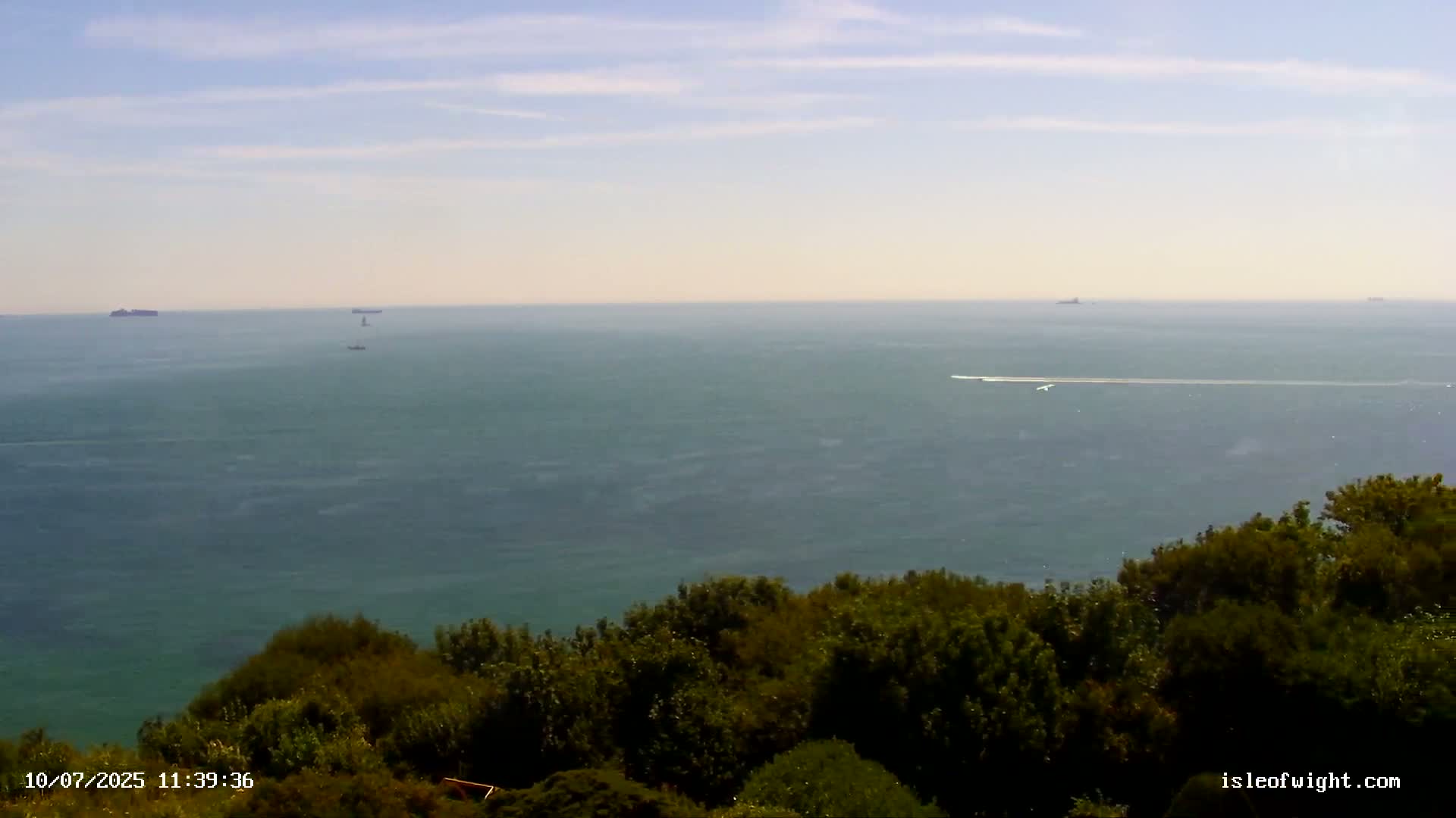Isle of Wight Luccombe Coast Live Cam - Isle of Wight, South East, England, United Kingdom