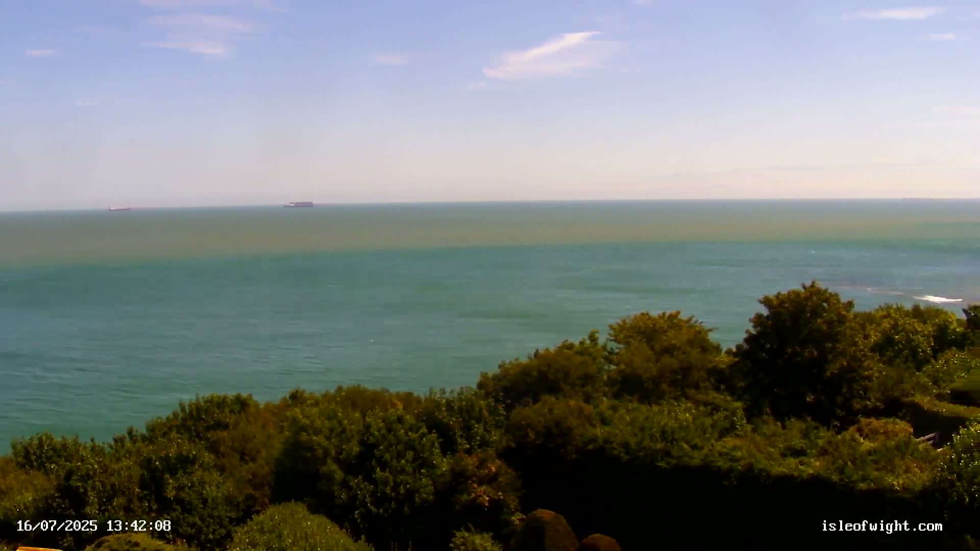 Isle of Wight Luccombe Coast Live Cam - Isle of Wight, South East, England, United Kingdom