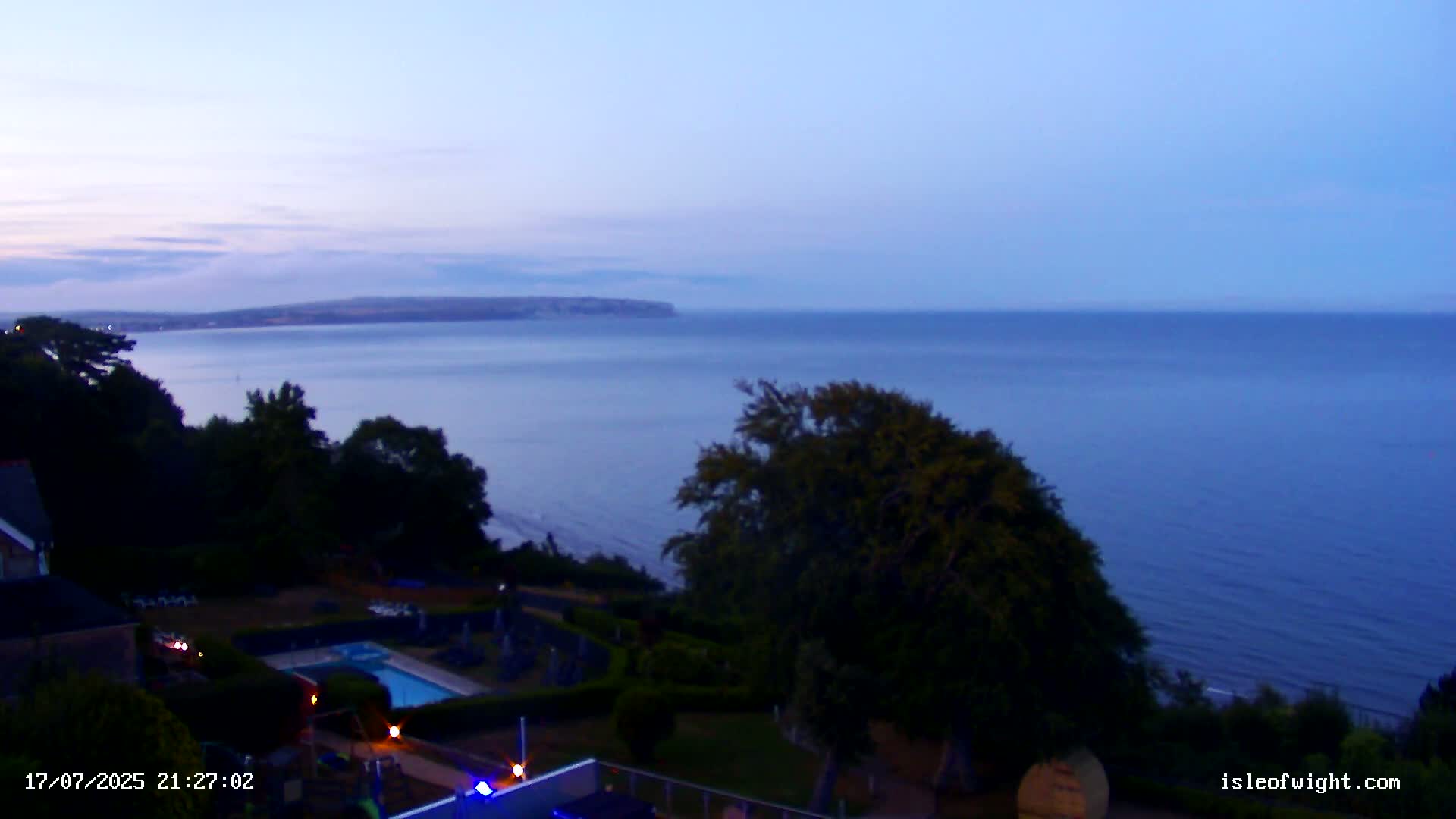 Isle of Wight Luccombe Coast Live Cam - Isle of Wight, South East, England, United Kingdom