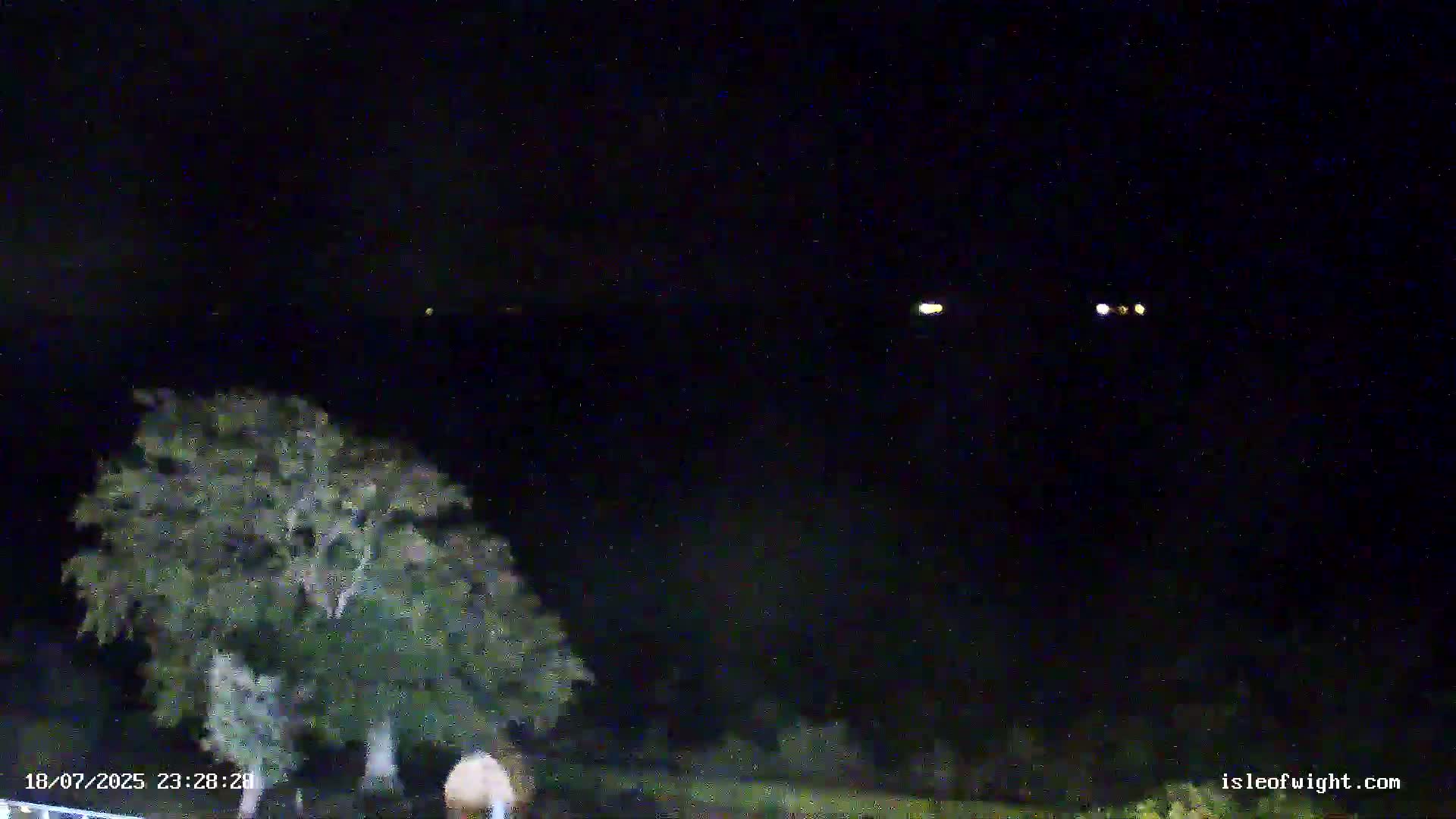 Isle of Wight Luccombe Coast Live Cam - Isle of Wight, South East, England, United Kingdom