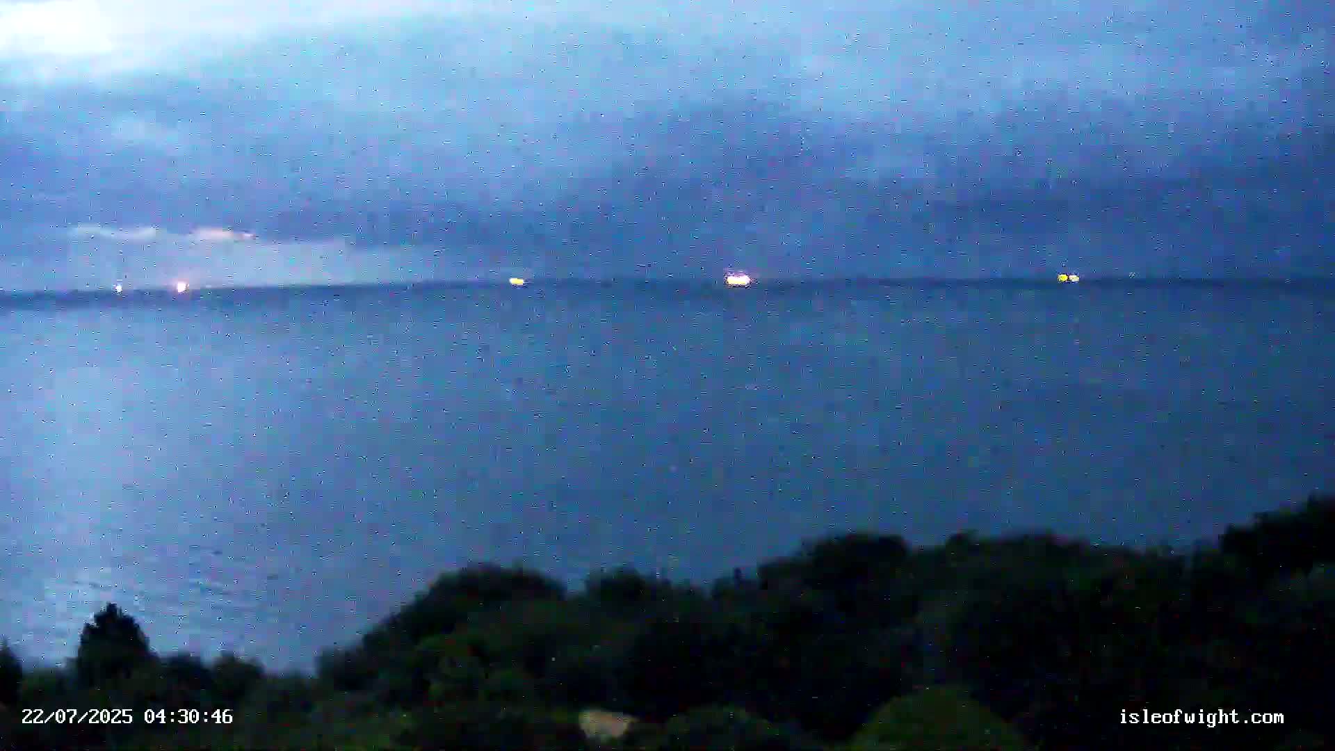 Isle of Wight Luccombe Coast Live Cam - Isle of Wight, South East, England, United Kingdom