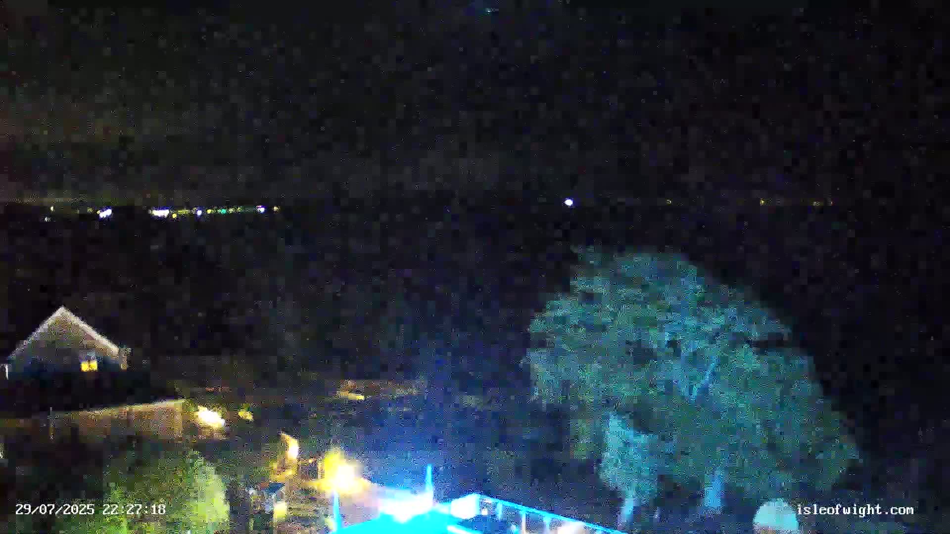 Isle of Wight Luccombe Coast Live Cam - Isle of Wight, South East, England, United Kingdom