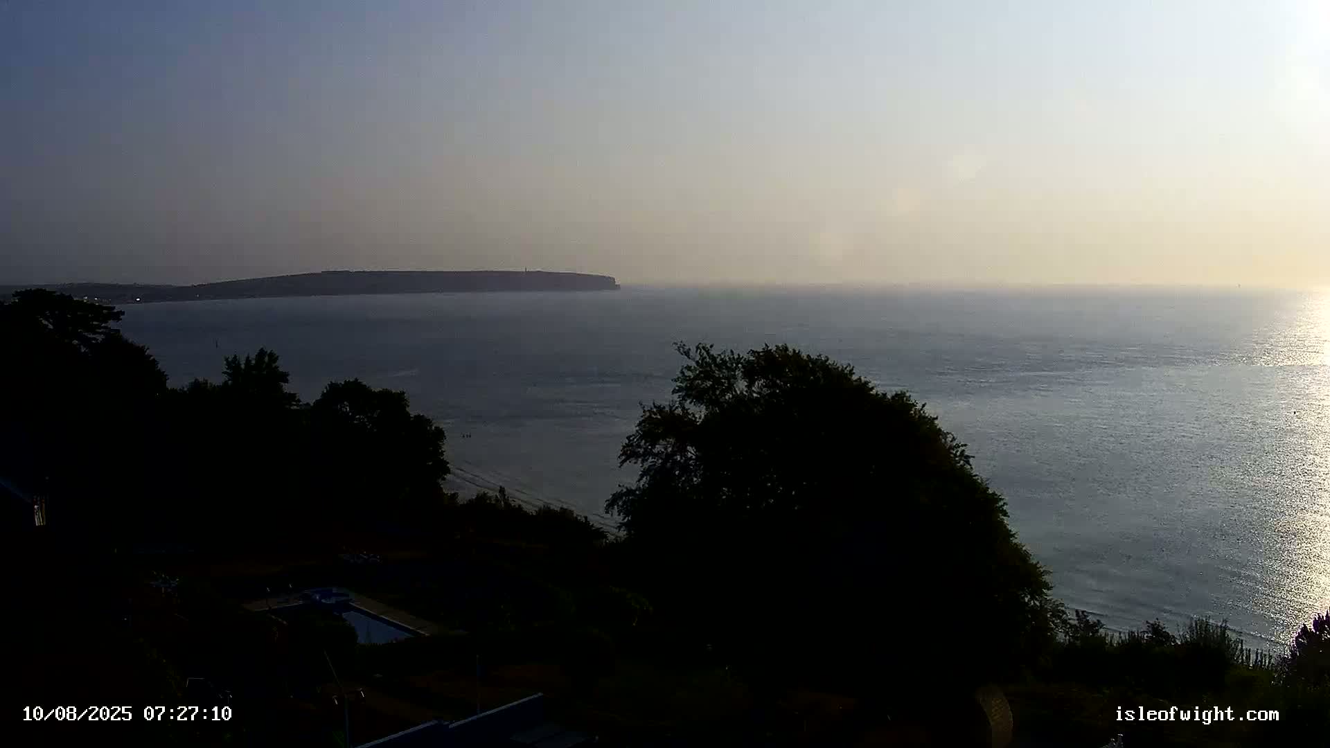 Isle of Wight Luccombe Coast Live Cam - Isle of Wight, South East, England, United Kingdom
