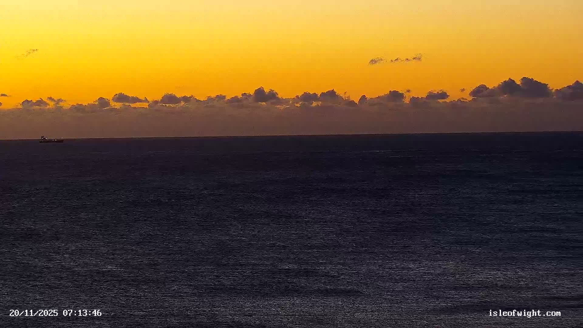 Isle of Wight Luccombe Coast Live Cam - Isle of Wight, South East, England, United Kingdom