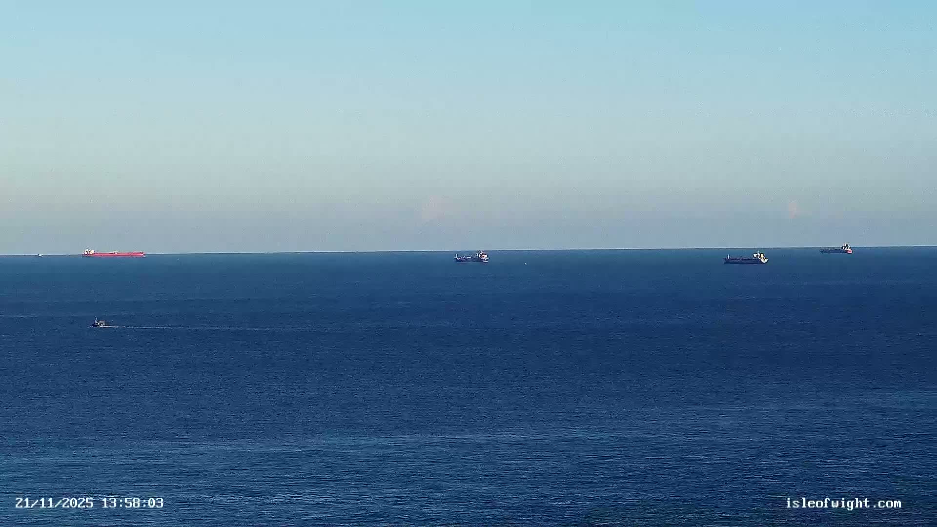 Isle of Wight Luccombe Coast Live Cam - Isle of Wight, South East, England, United Kingdom