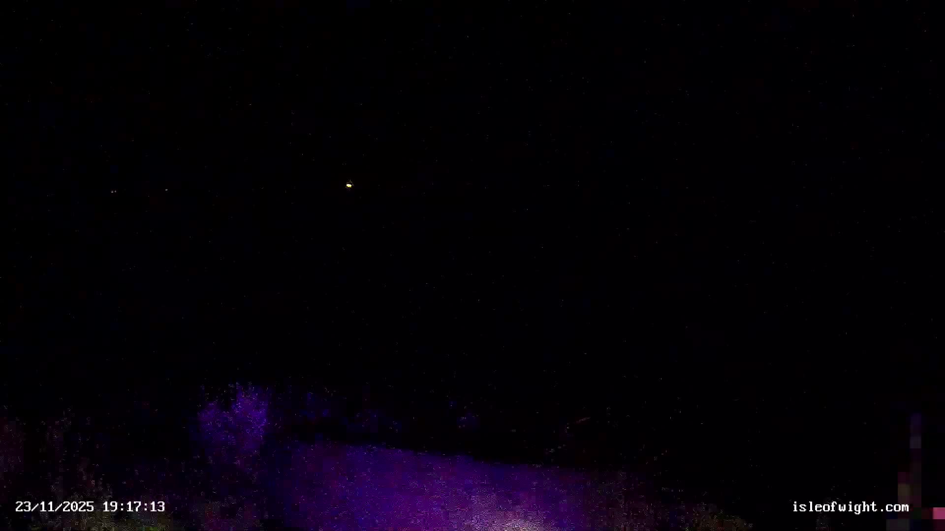 Isle of Wight Luccombe Coast Live Cam - Isle of Wight, South East, England, United Kingdom